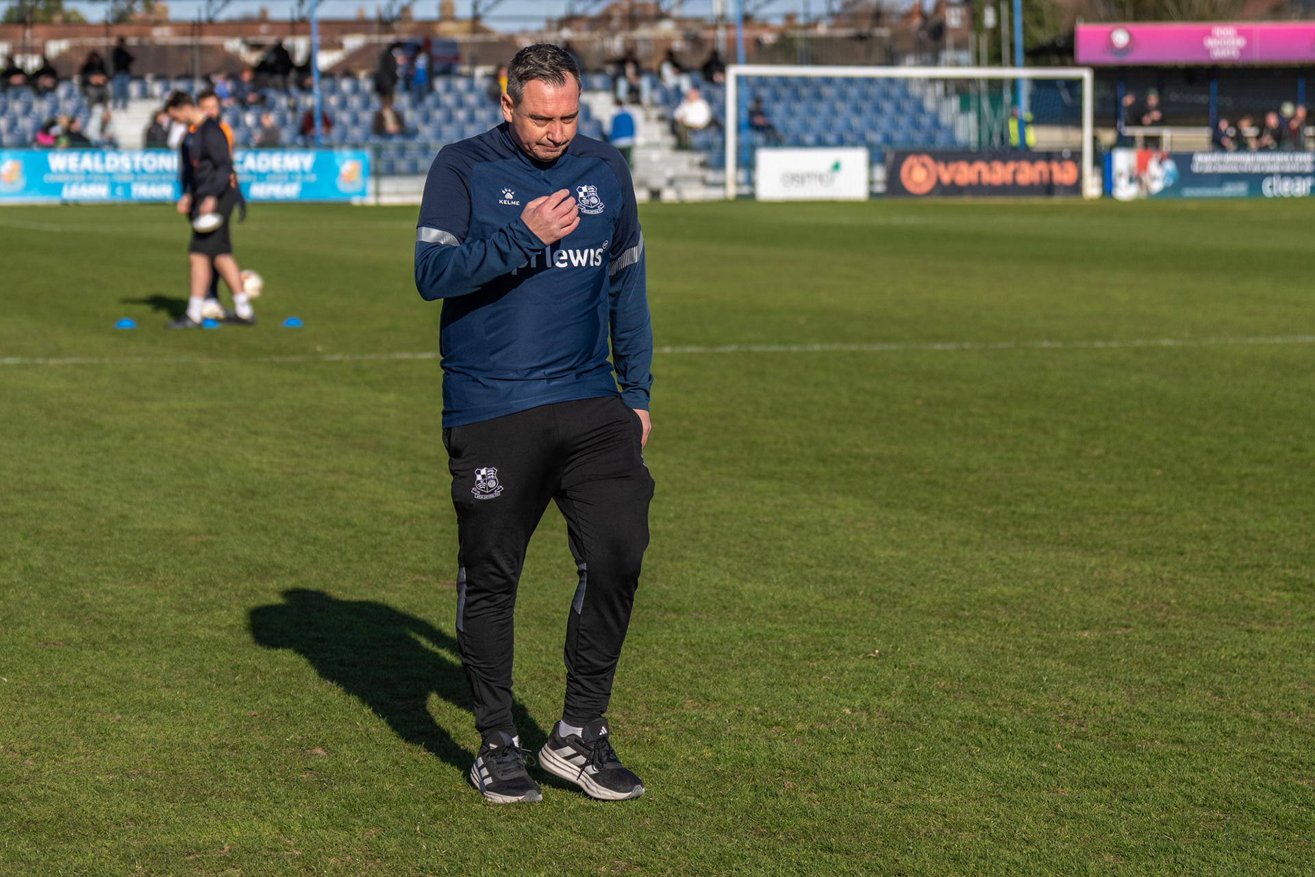 Much to ponder for Neil Gibson as Stones go in 0-3 down at HT