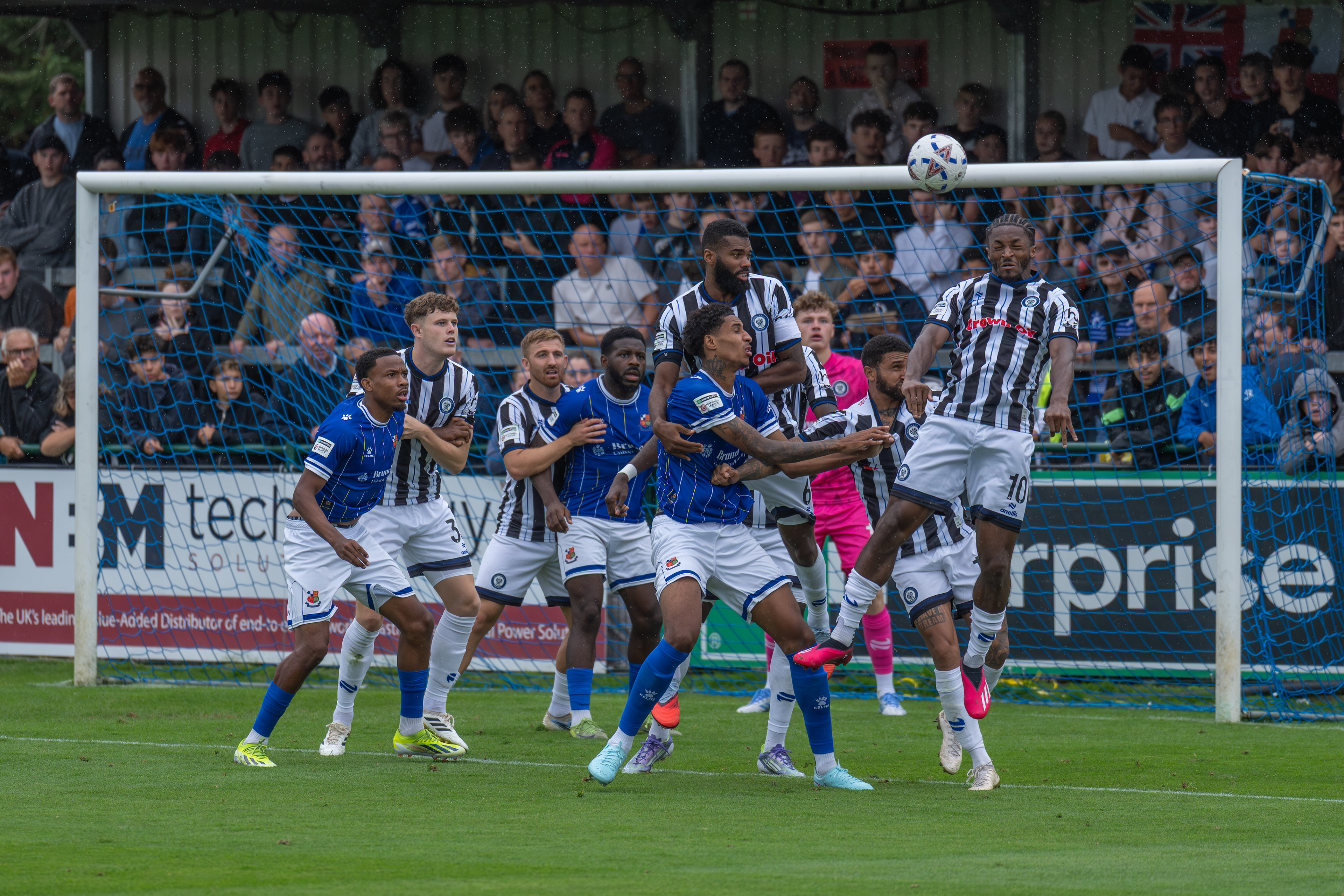 Resolute Dale Defending