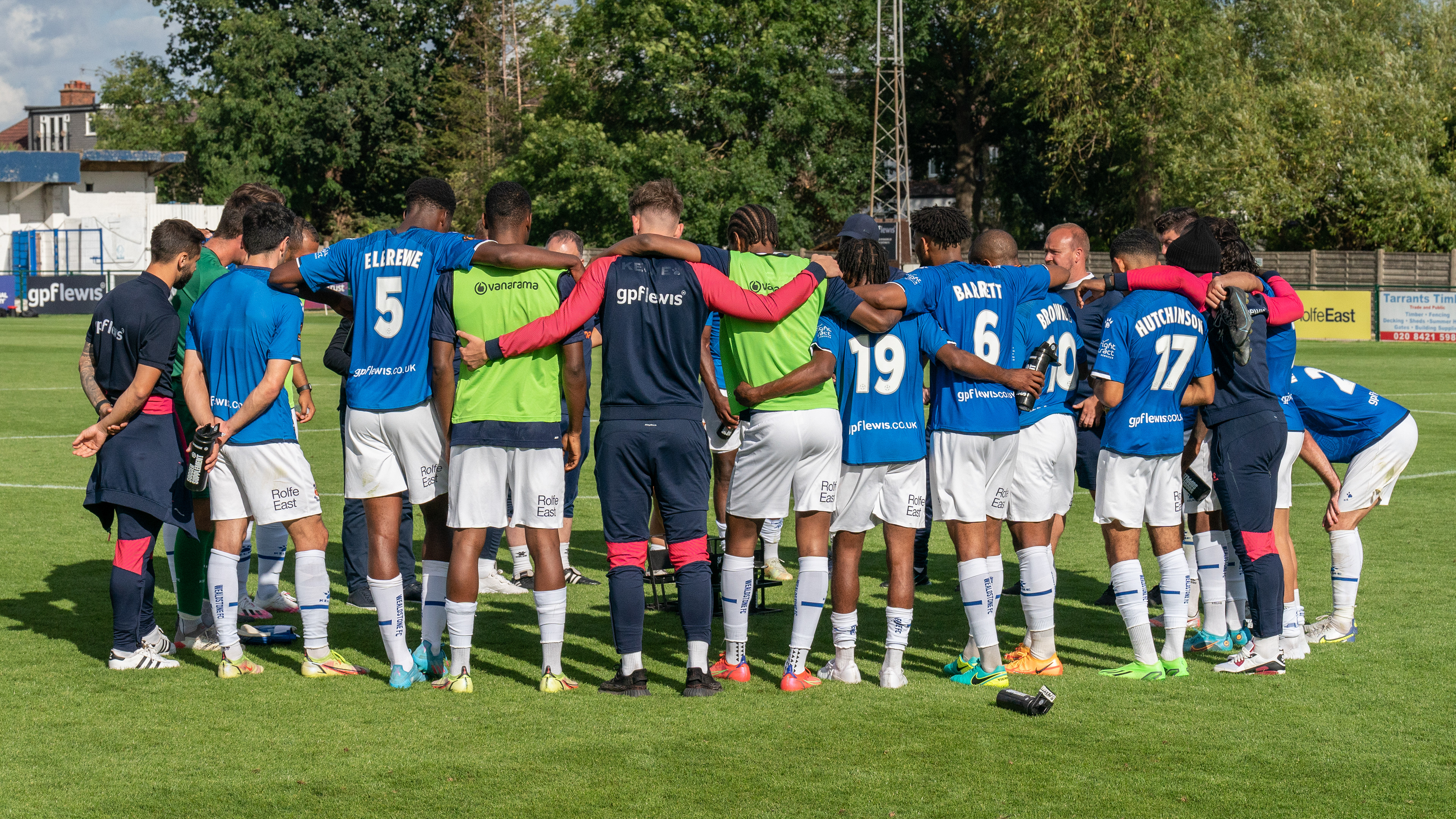 Stones Huddle