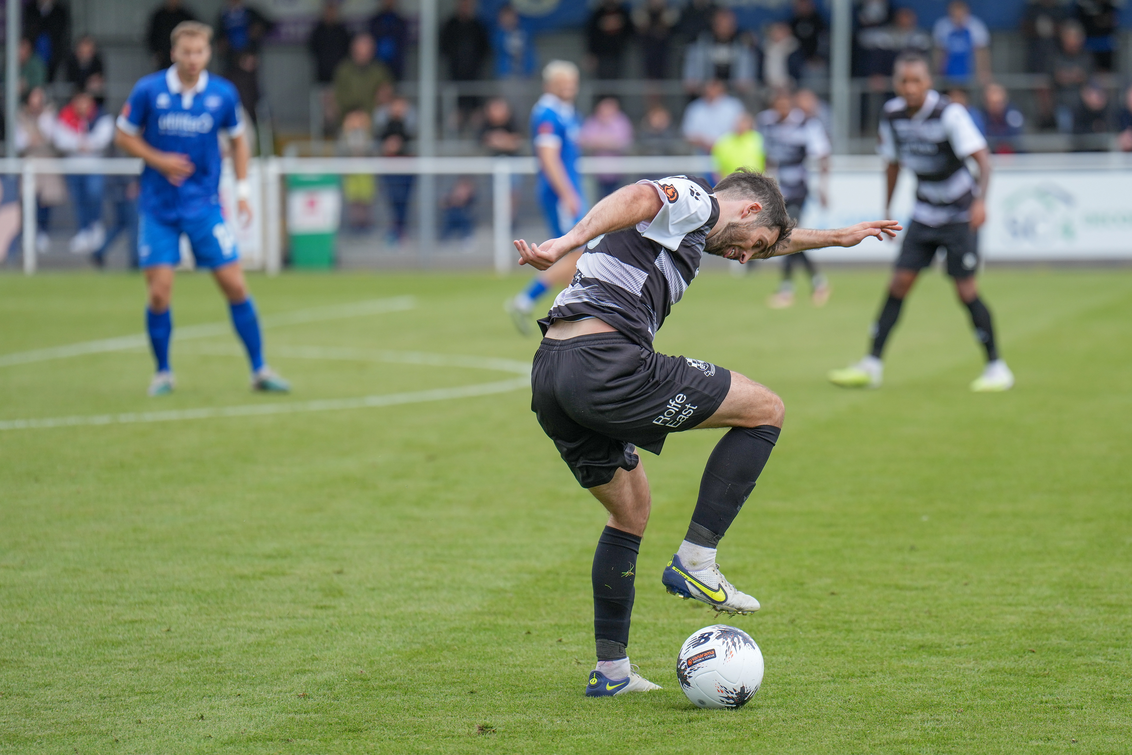 Cheeky backheel from Max Kretzschmar