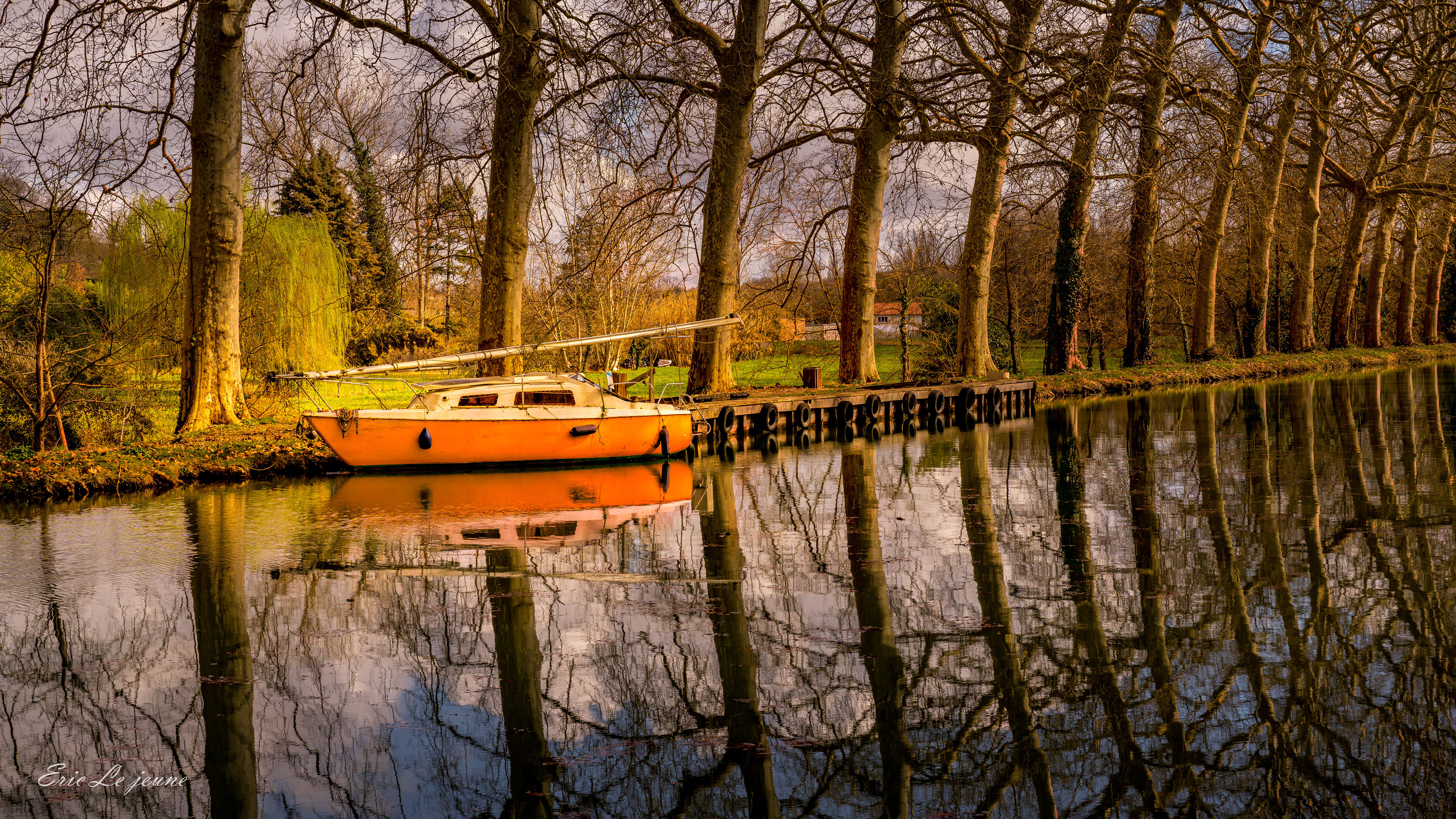 Bateau sur la commune de Malause