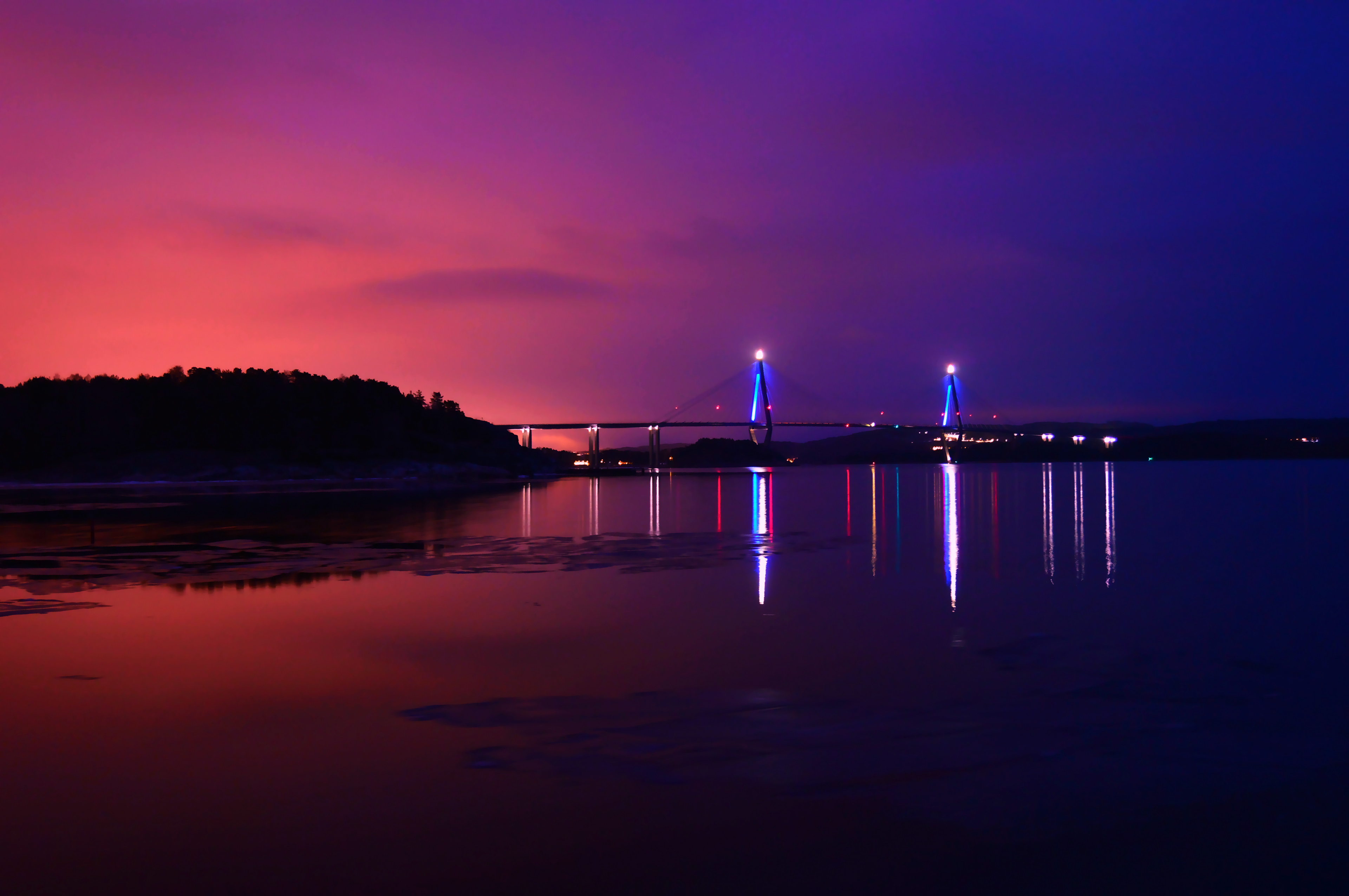 Uddevallabron från Mollön