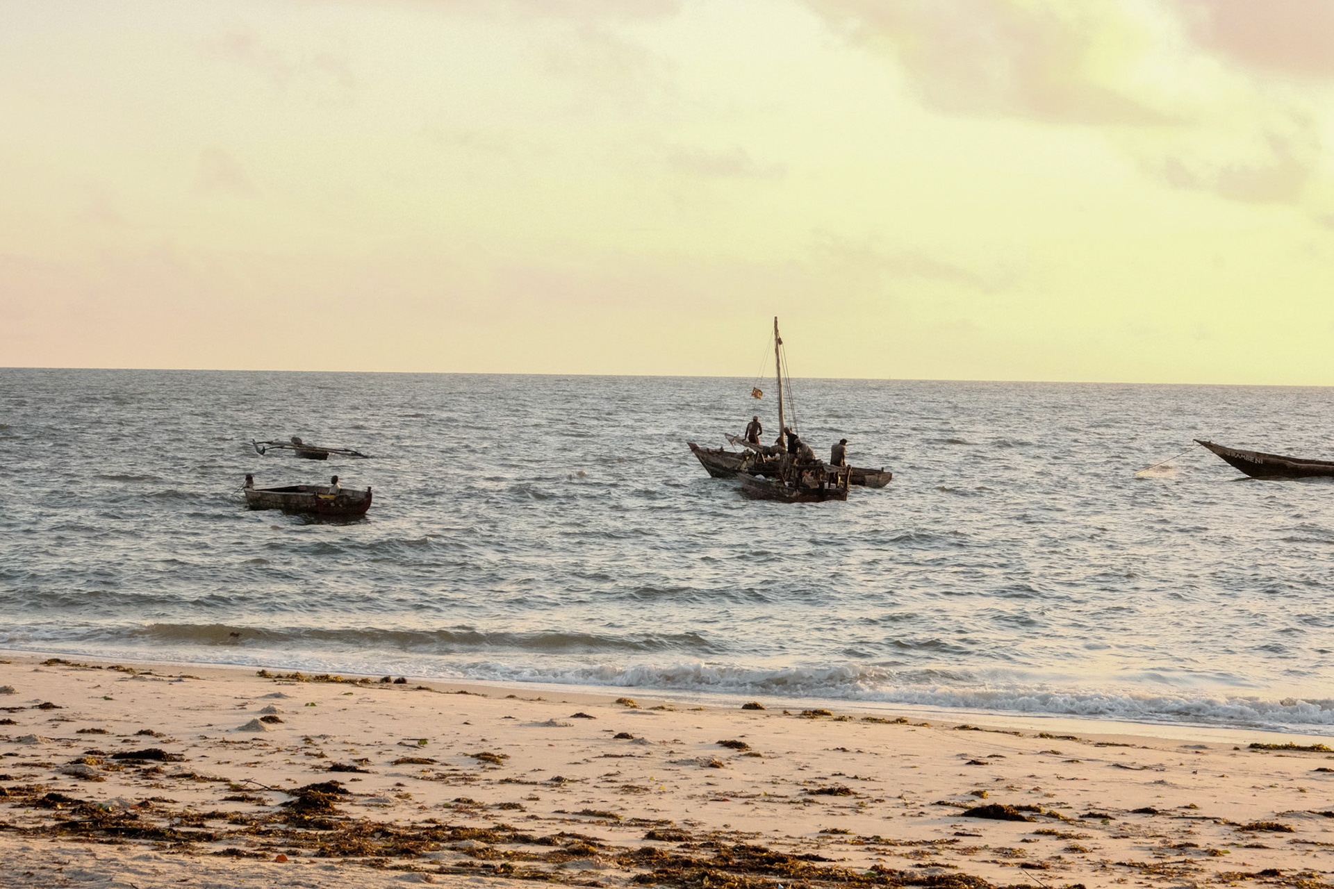 Fishermen leaving for a night at sea