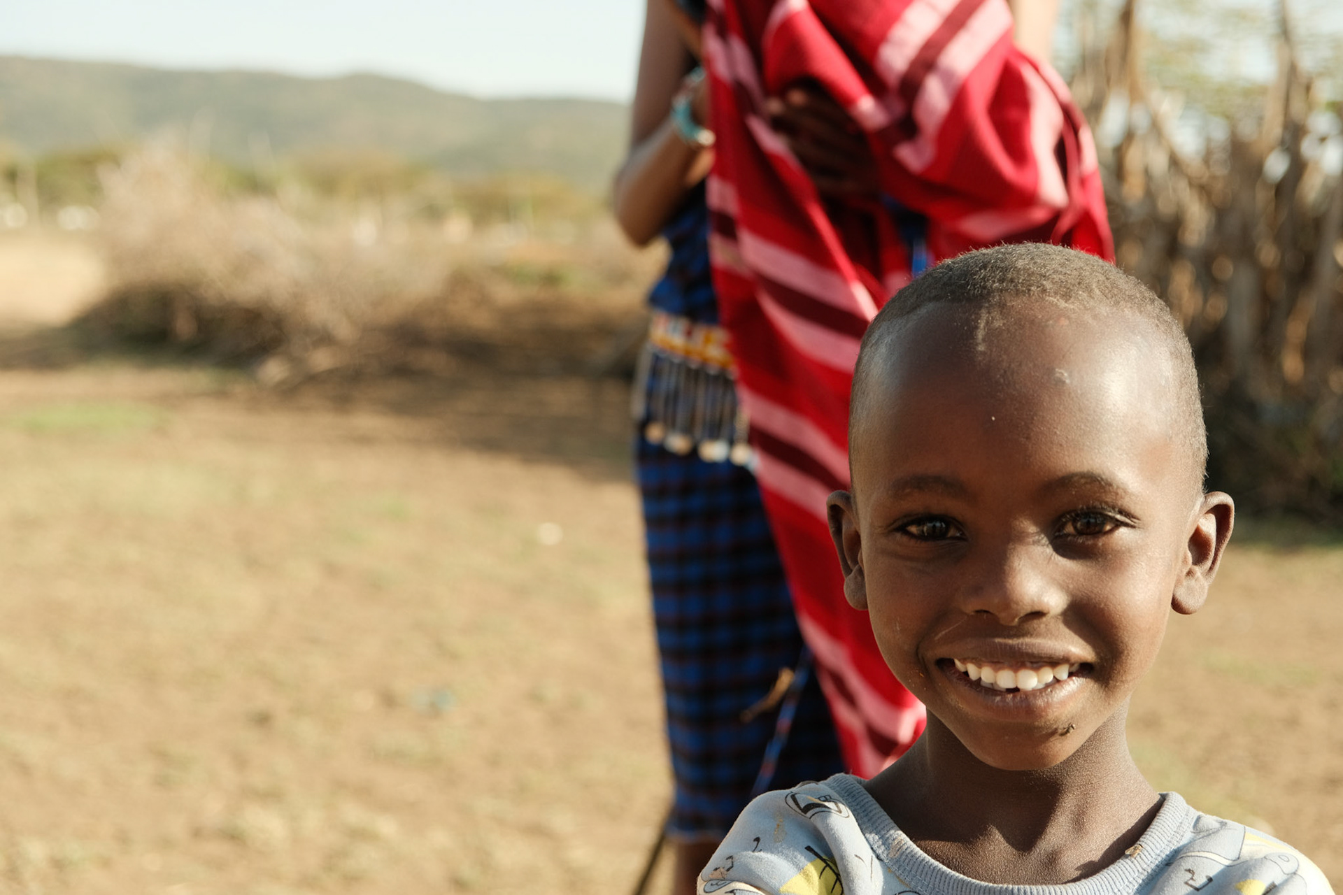 Olomiak and his siblings are joyful and curious kids. Olomiak (seen here) is particularly interested in my camera and the sound of the shutter