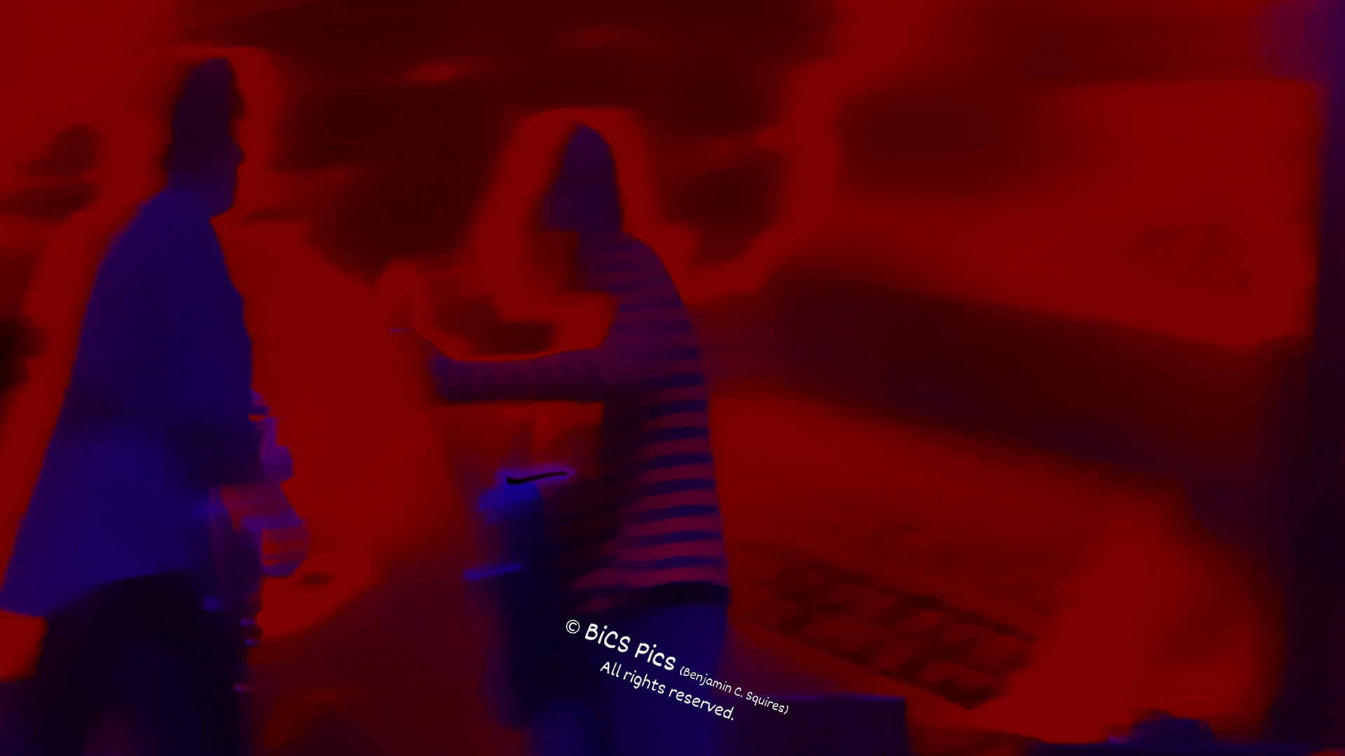 "Hyperinfared #2", Dean DeLeo &amp; Ryan Smith, Stone Temple Pilots (on "Plush"), American Family Insurance Amphitheater, Milwaukee, WI