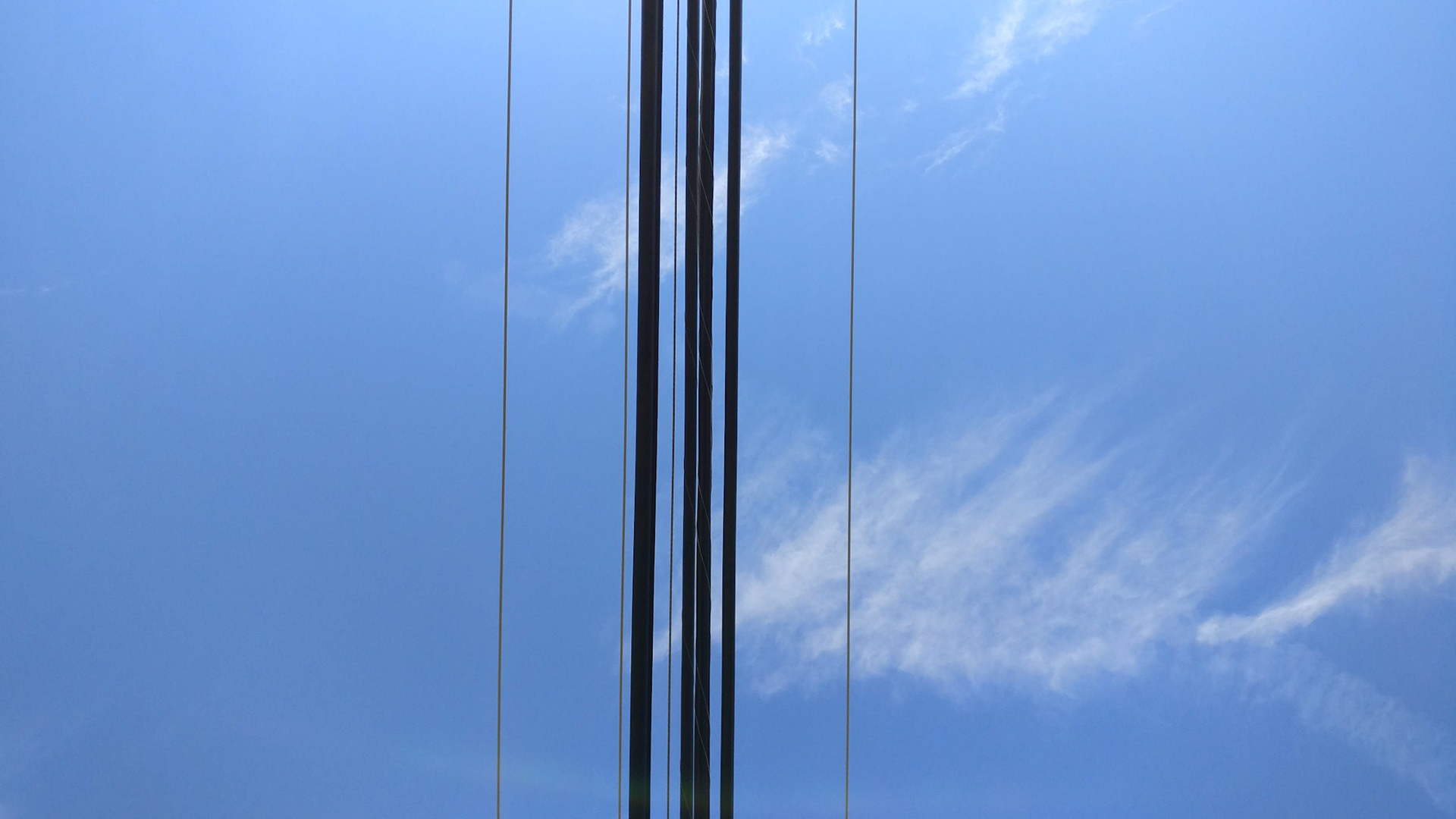 "#917" (600_ _), Grand Avenue, Lake County, IL  [wires]