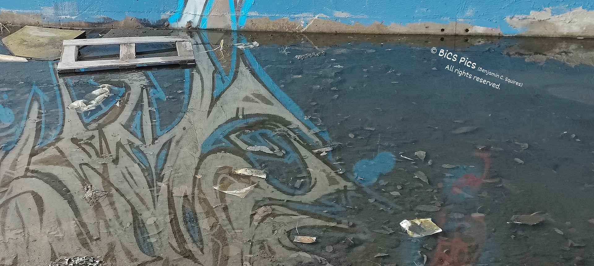 "Neustonic Graffiti", Waukegan, IL