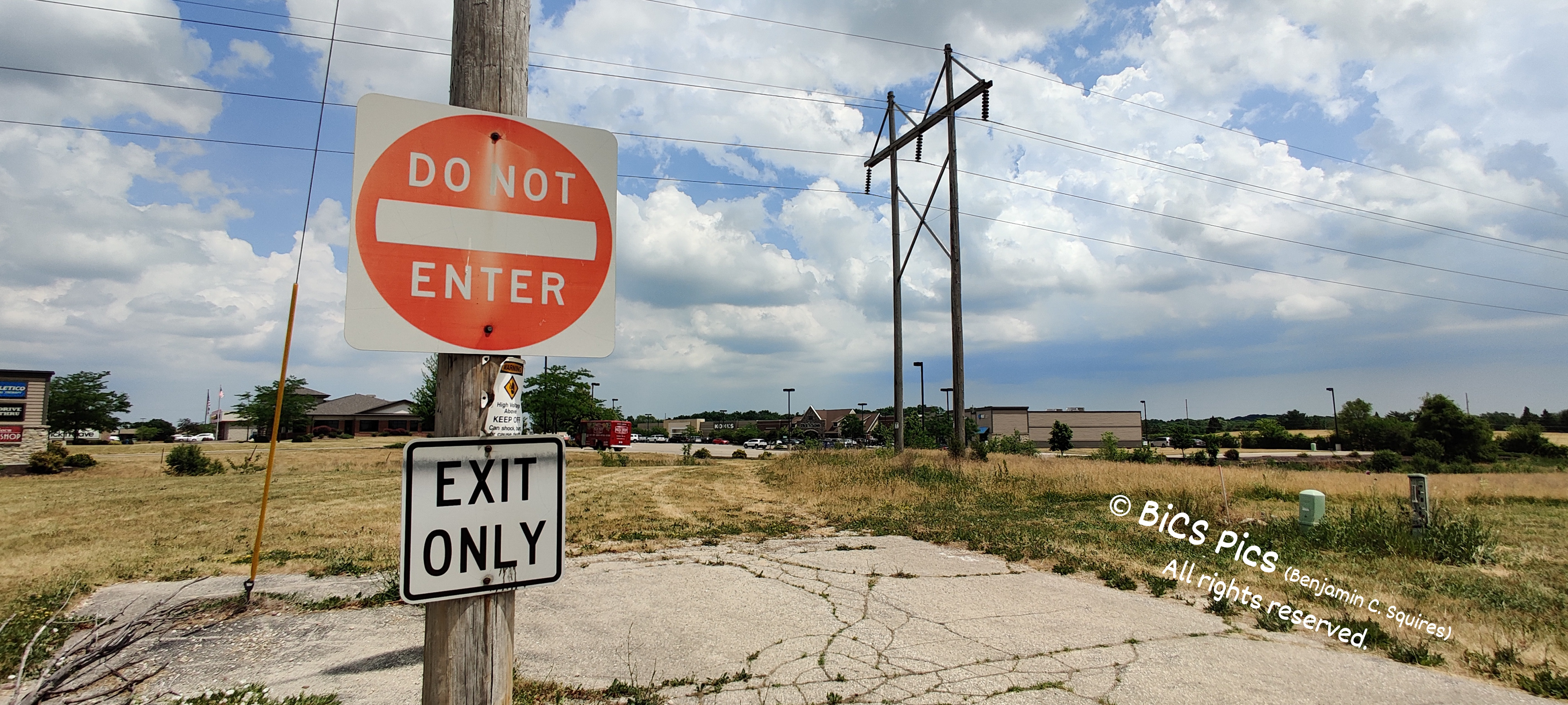 "Western Wastelands Shopping Center", Burlington, WI (2021)