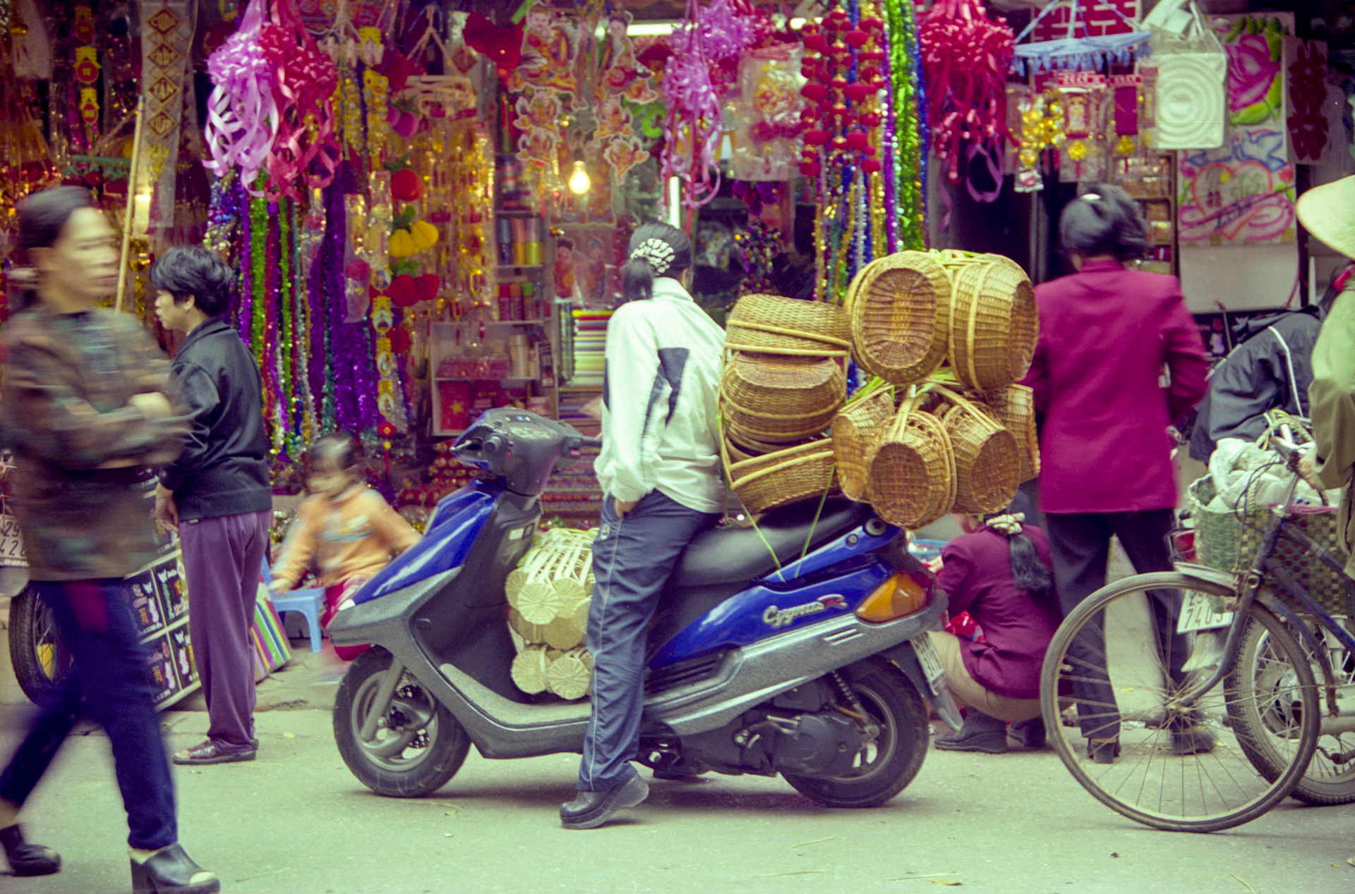 Hanoi 2002