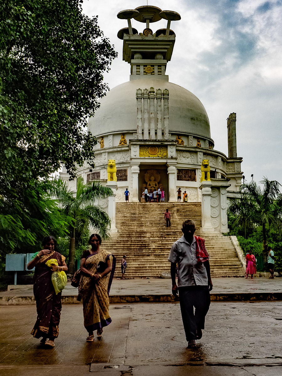 Dhauli Shanti Stupa, Bhubaneswar