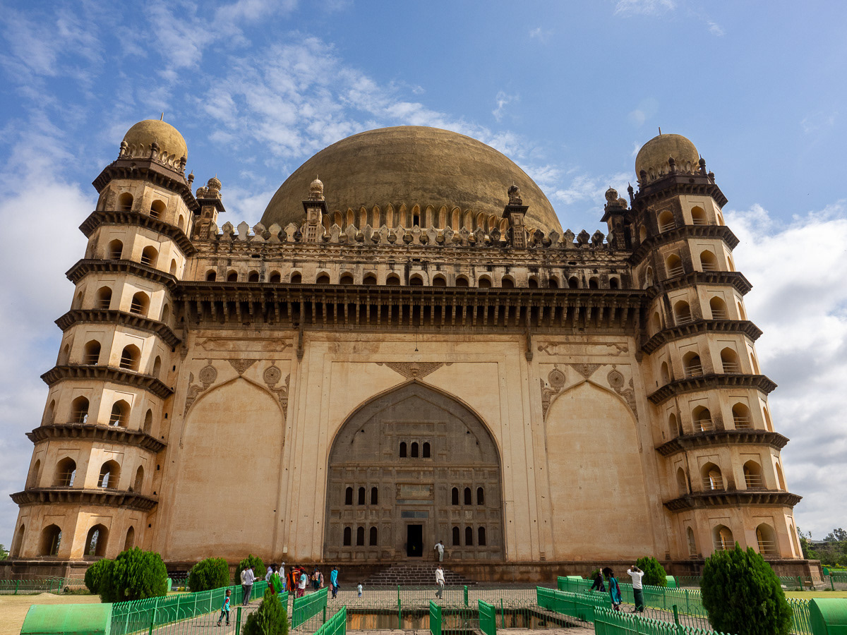 Gol Gumbaz, Bijapur