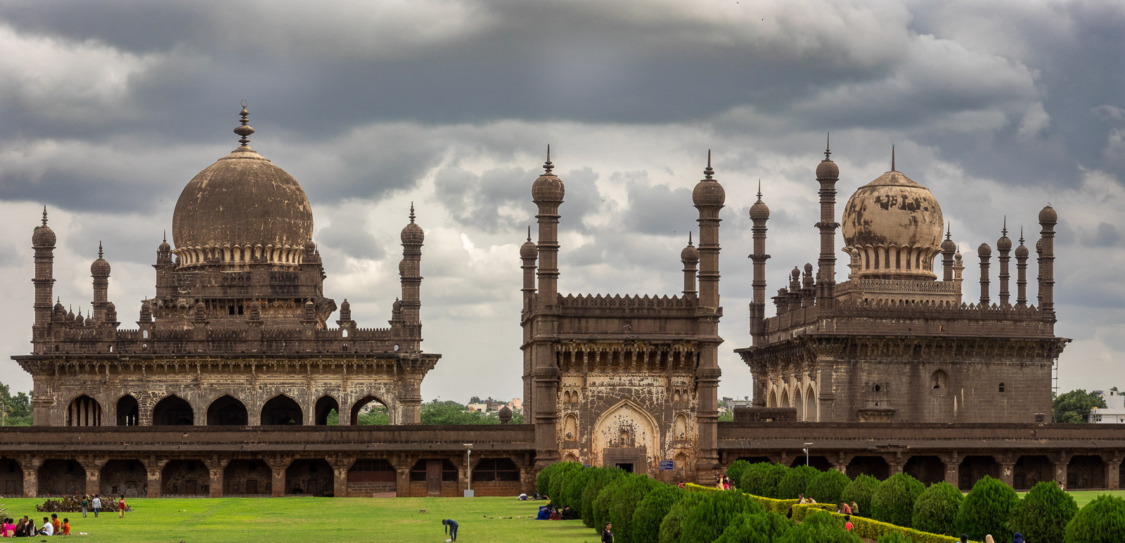 Ibrahim Rauza, Bijapur
