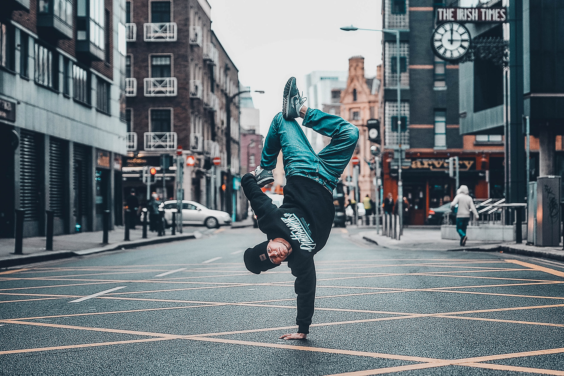  Armstrong | Outside Wear