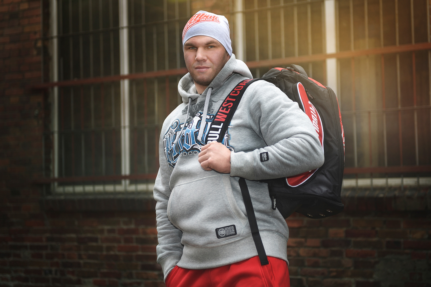ZONTI - Pit Bull