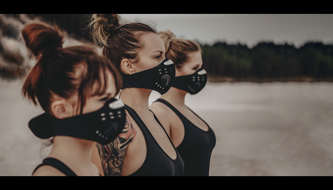 woman in mask, girls, acid rain , lorn, klip video, red pop dance creator