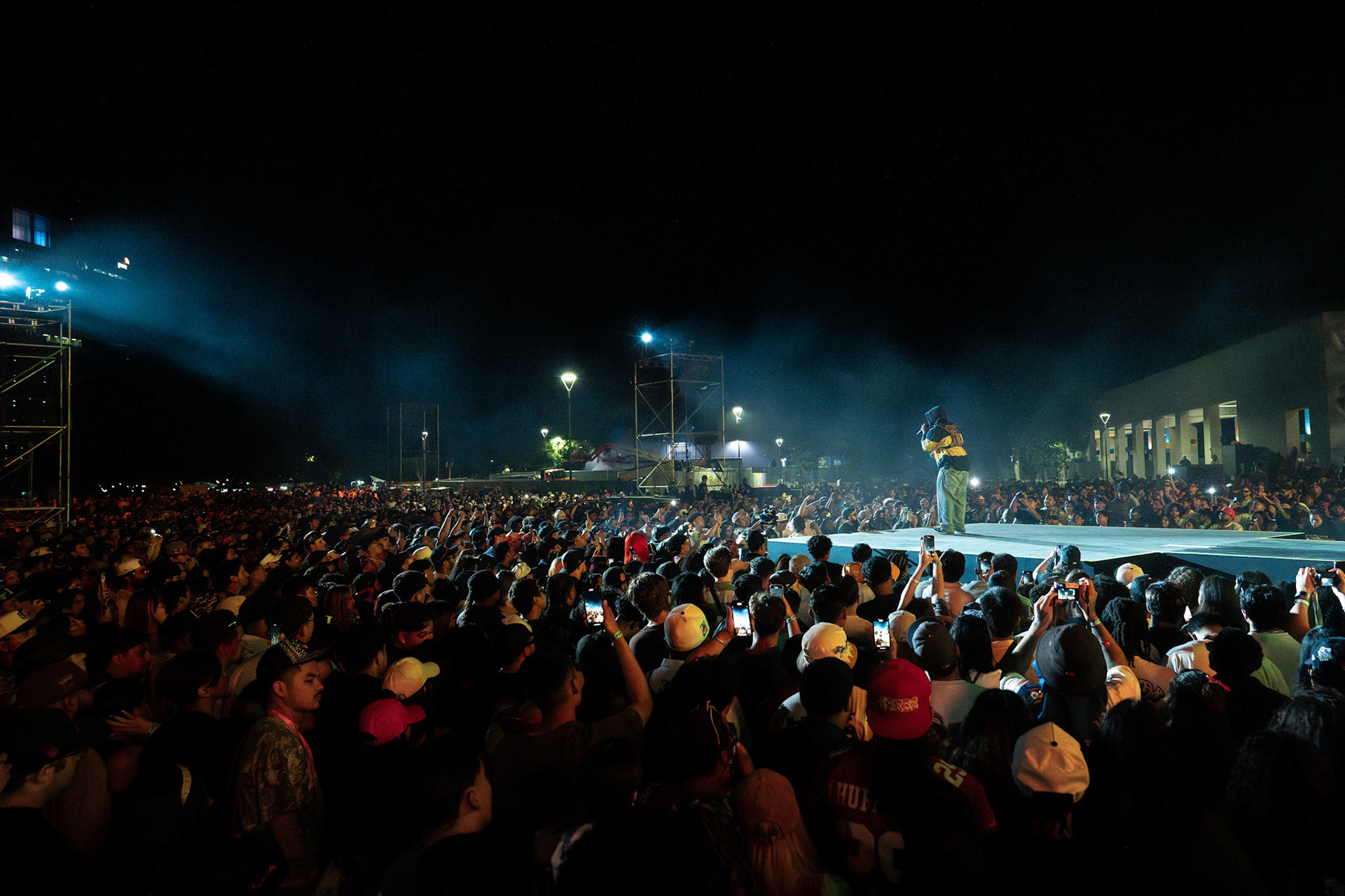 Larry June - Sleeping on Gems Fest