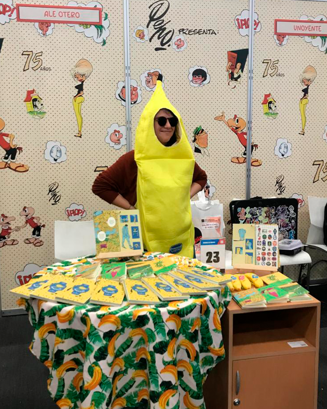 Salón del Cómic en la Feria Internacional del Libro de Guadalajara 2025 Comic Salon at the Guadalajara International Book Fair 2025