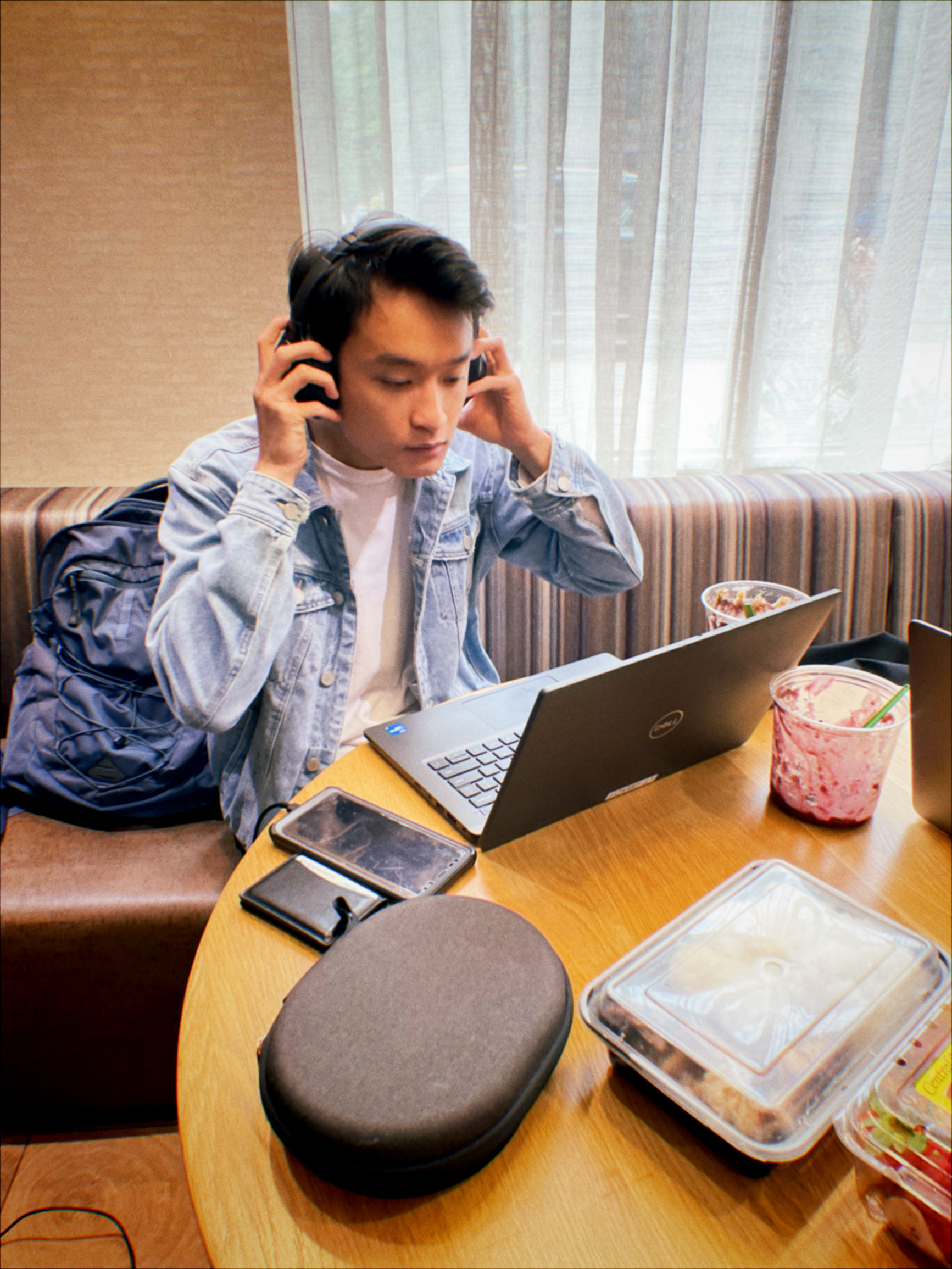 WFH in hotel lobby pt. 2