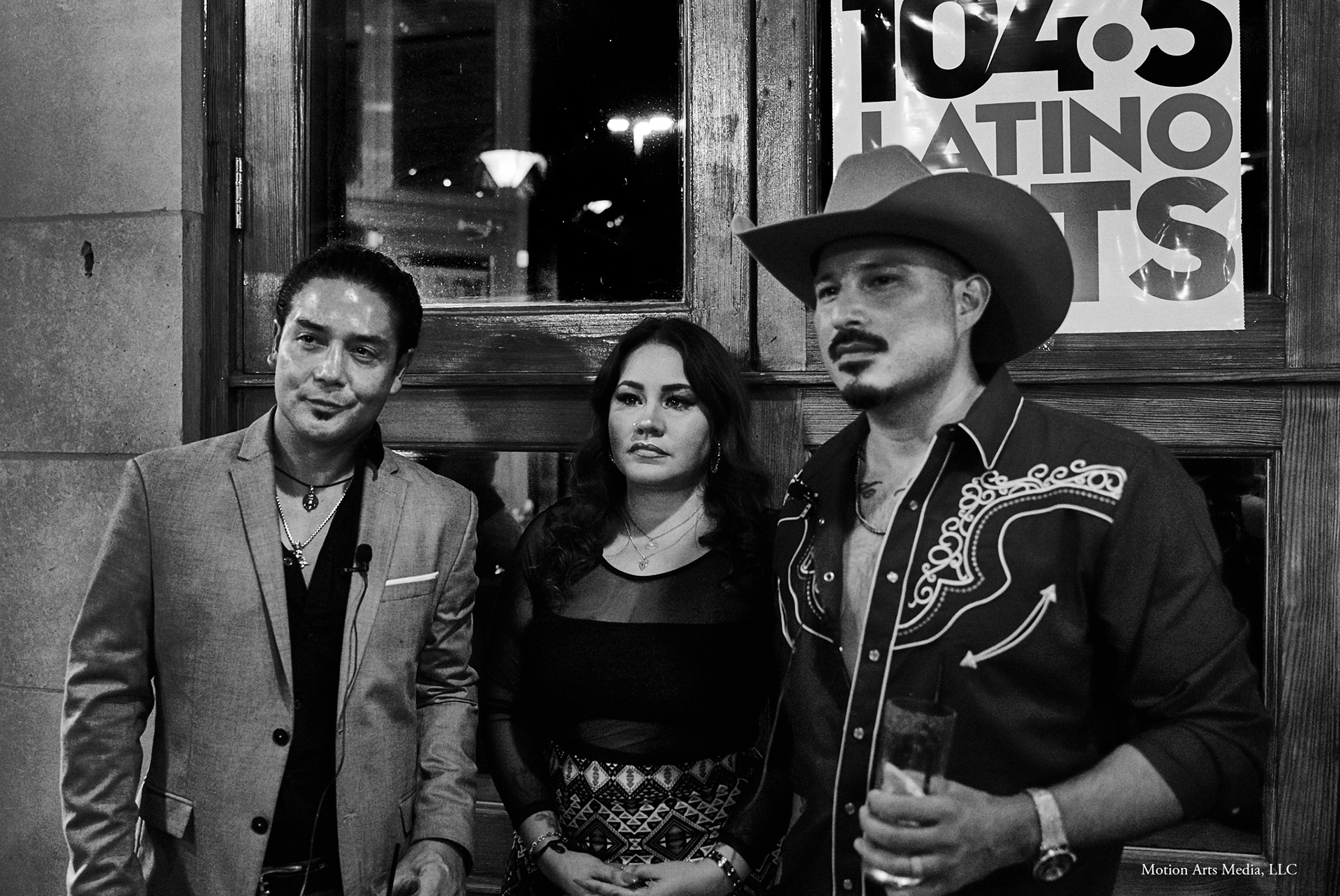 Chris Perez, Natasha Gonzales, Zeus el Mero Necio record label signing 