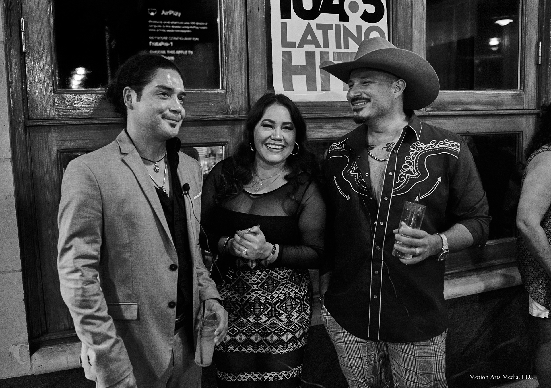 Chris Perez, Natasha Gonzales, Zeus el Mero Necio record label signing 