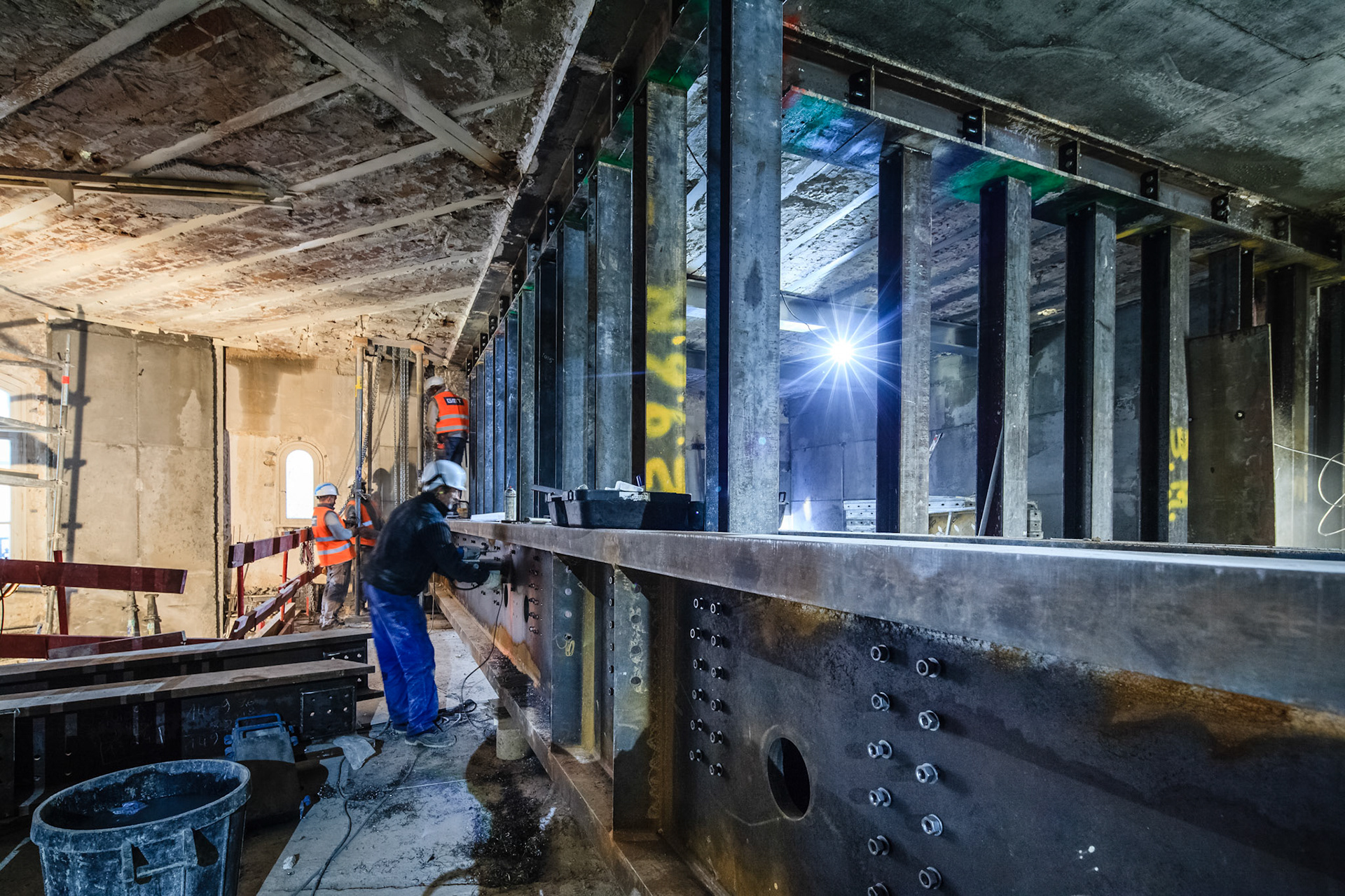 Apple Retail Store Champs Elysées, Paris
