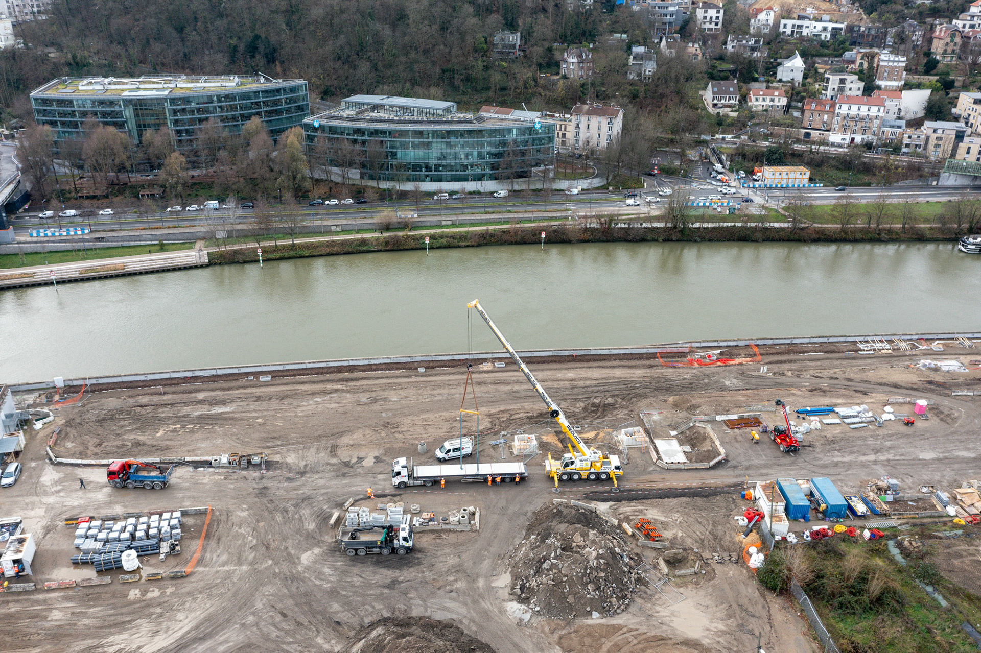 Pose des passerelles - Jardin de l'Ile Seguin, Boulogne-Billancourt