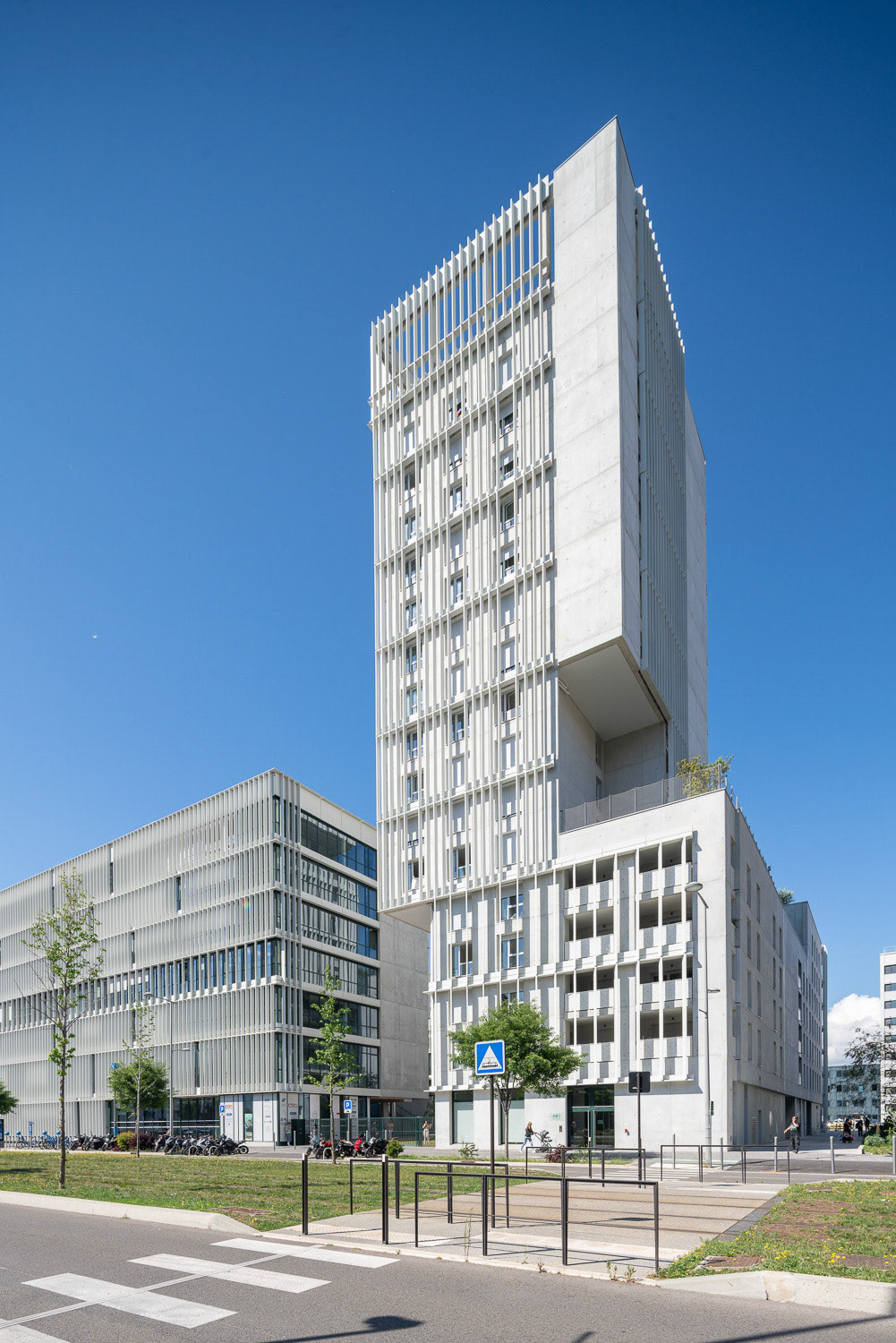 ABC Architectes + Corinne Vezzoni &amp; Associés • Campus Sud des Métiers, Nice