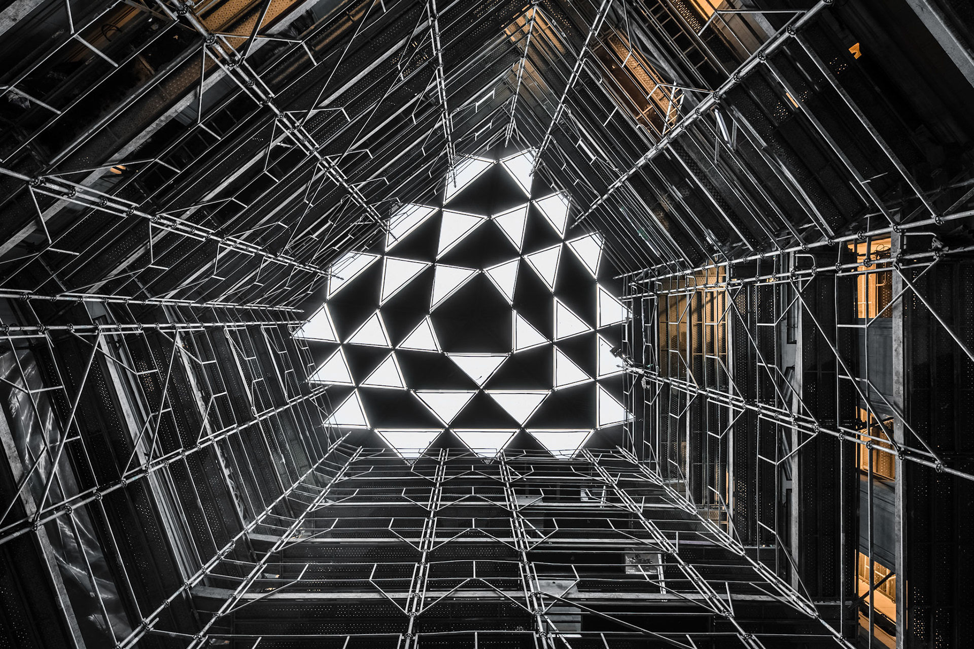 Apple Retail Store Champs Elysées, Paris