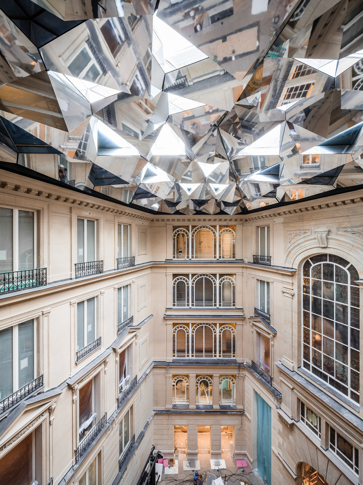 Apple Retail Store Champs Elysées, Paris