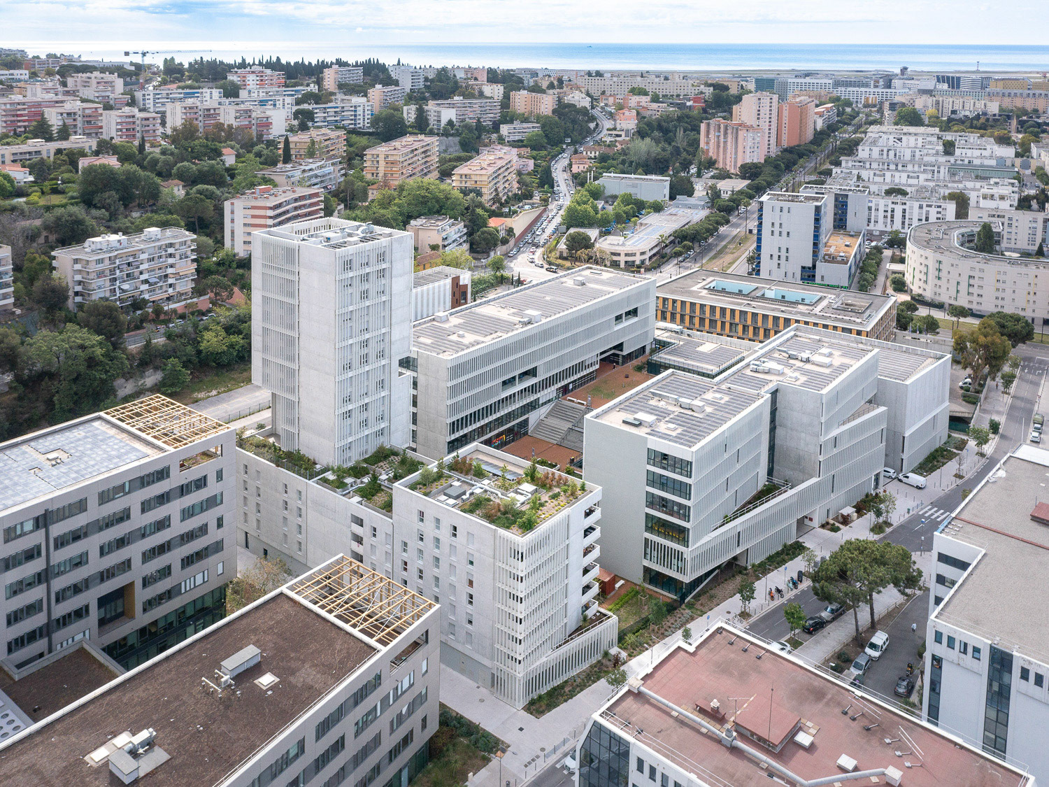 ABC Architectes + Corinne Vezzoni &amp; Associés • Campus Sud des Métiers, Nice