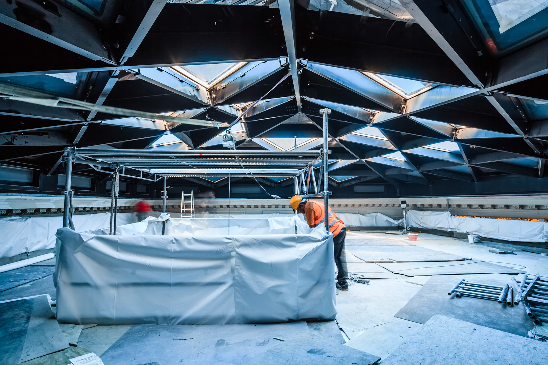 Apple Retail Store Champs Elysées, Paris