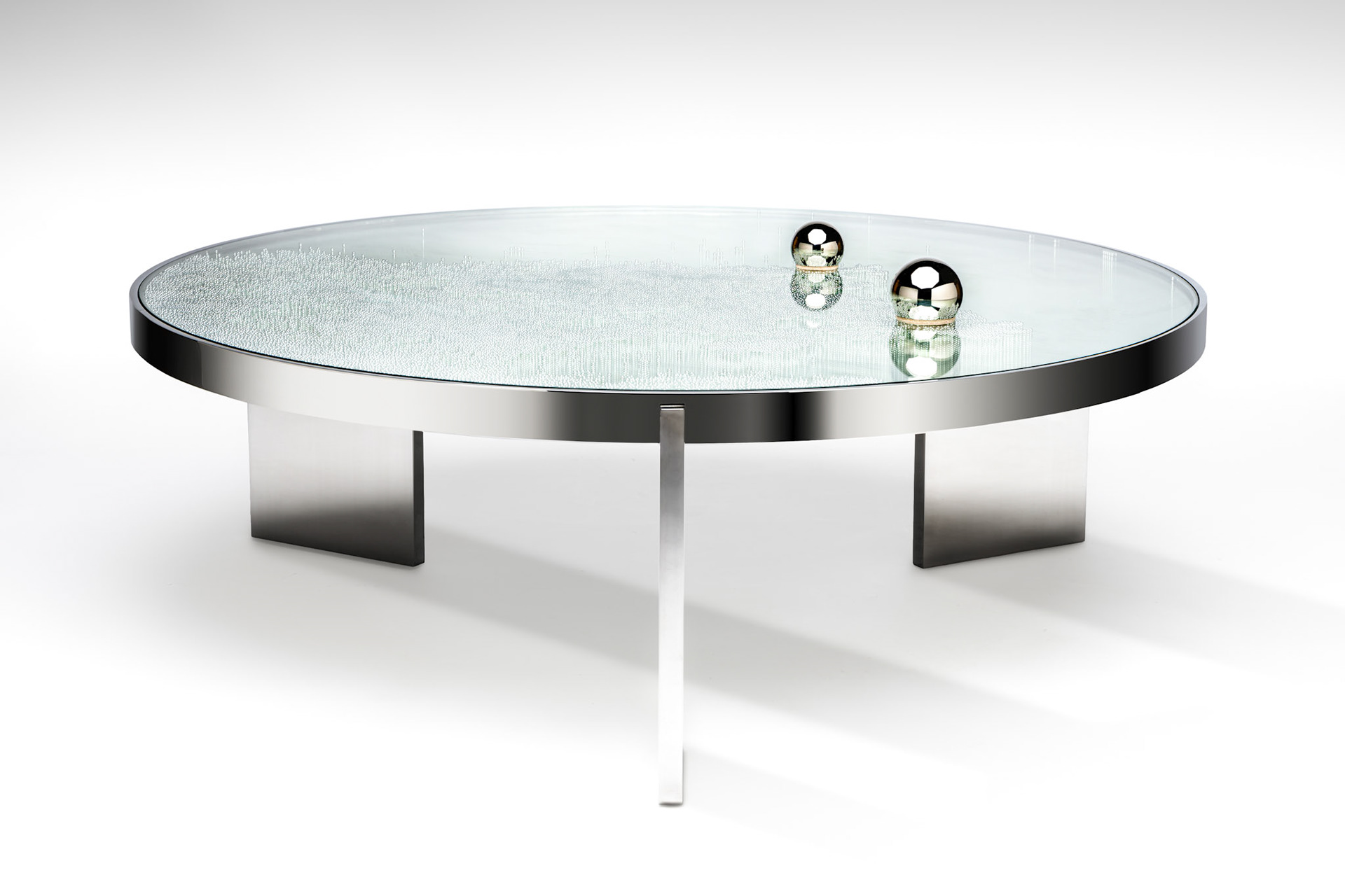 Hubert Le Gall • Table Frisson