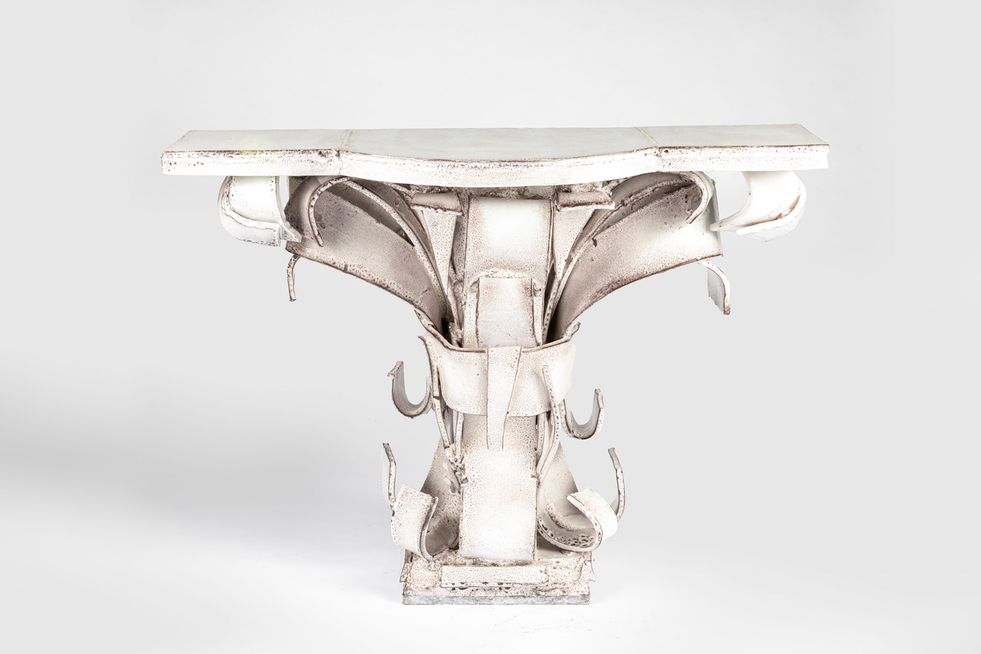 Giuseppe Ducrot • White Console