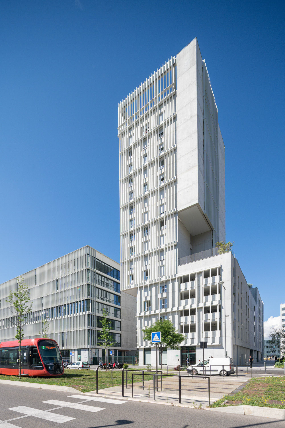 ABC Architectes + Corinne Vezzoni &amp; Associés • Campus Sud des Métiers, Nice