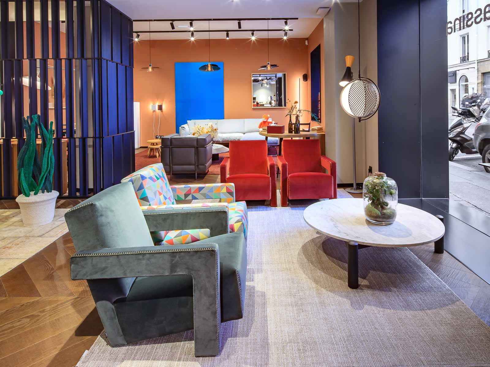 Cassina • Showroom Paris Rue de Turenne