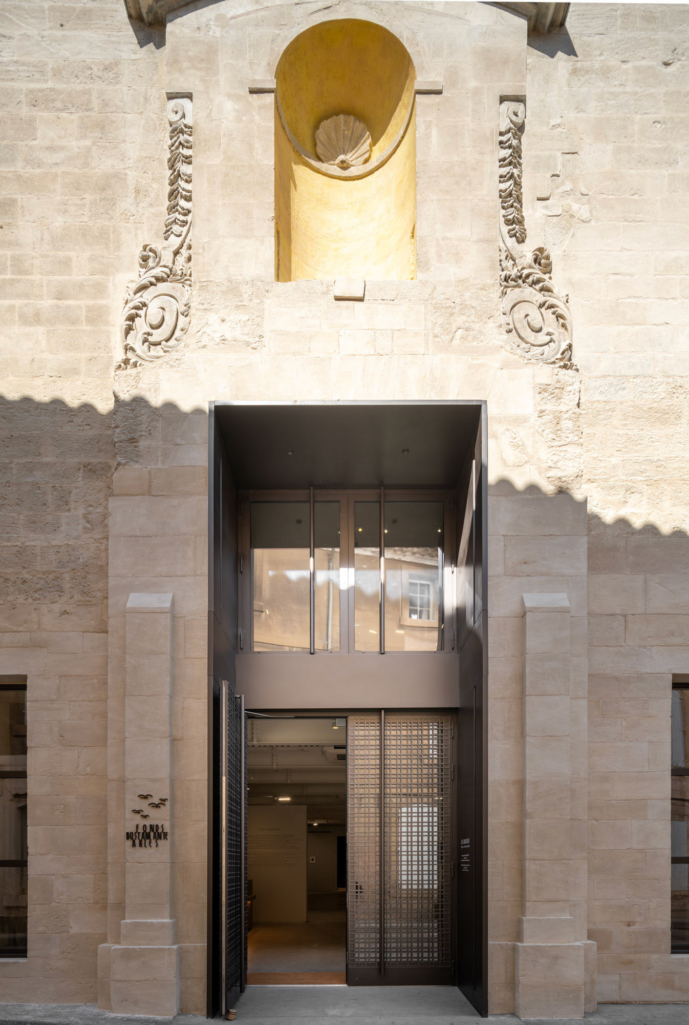 Fonds Bustamante, Arles • Architecture by Charles Zana