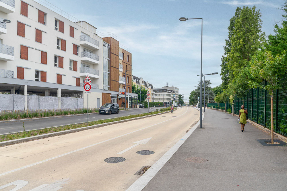 Ris Orangis - Albert Camus