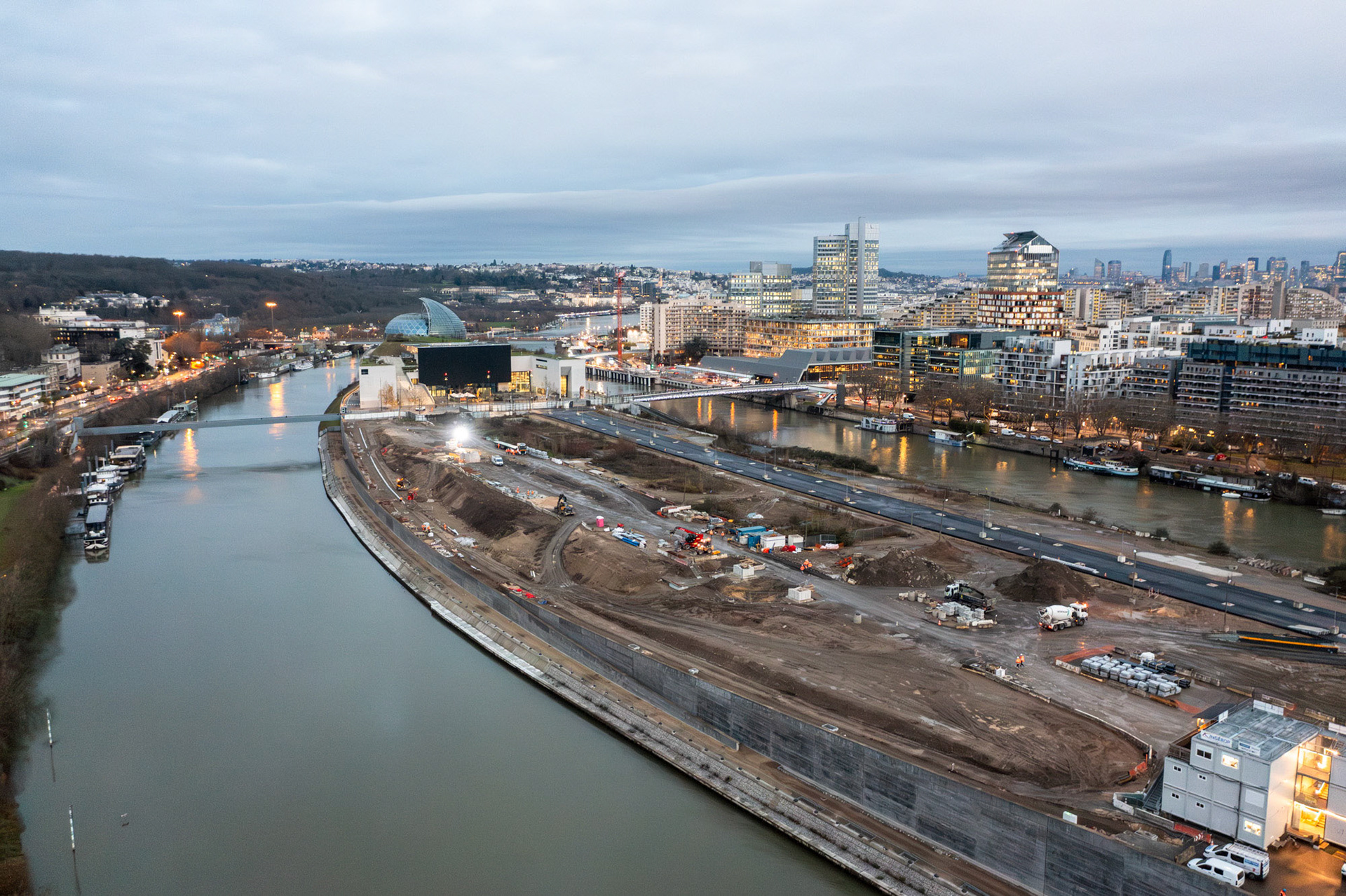 Pose des passerelles - Jardin de l'Ile Seguin, Boulogne-Billancourt