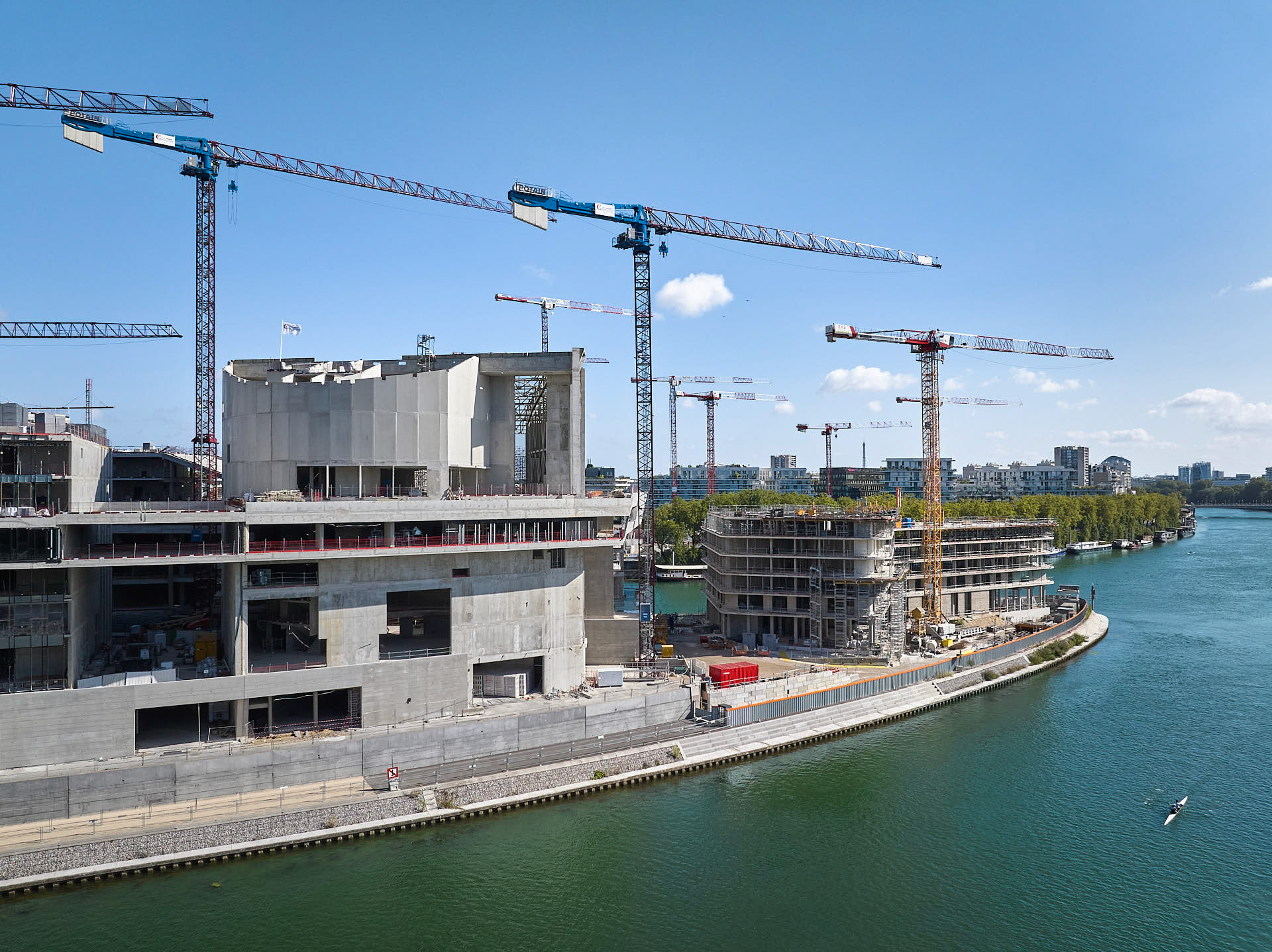 RCR Arquitectes / Calq Architecture / Baumschlager Eberle Architekten • Pointe des Arts Ile Seguin, Boulogne-Billancourt