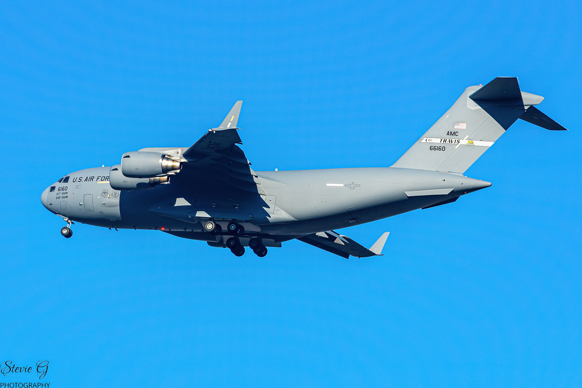 C17 Travis AFB 21st Airlift Squadron C.A.