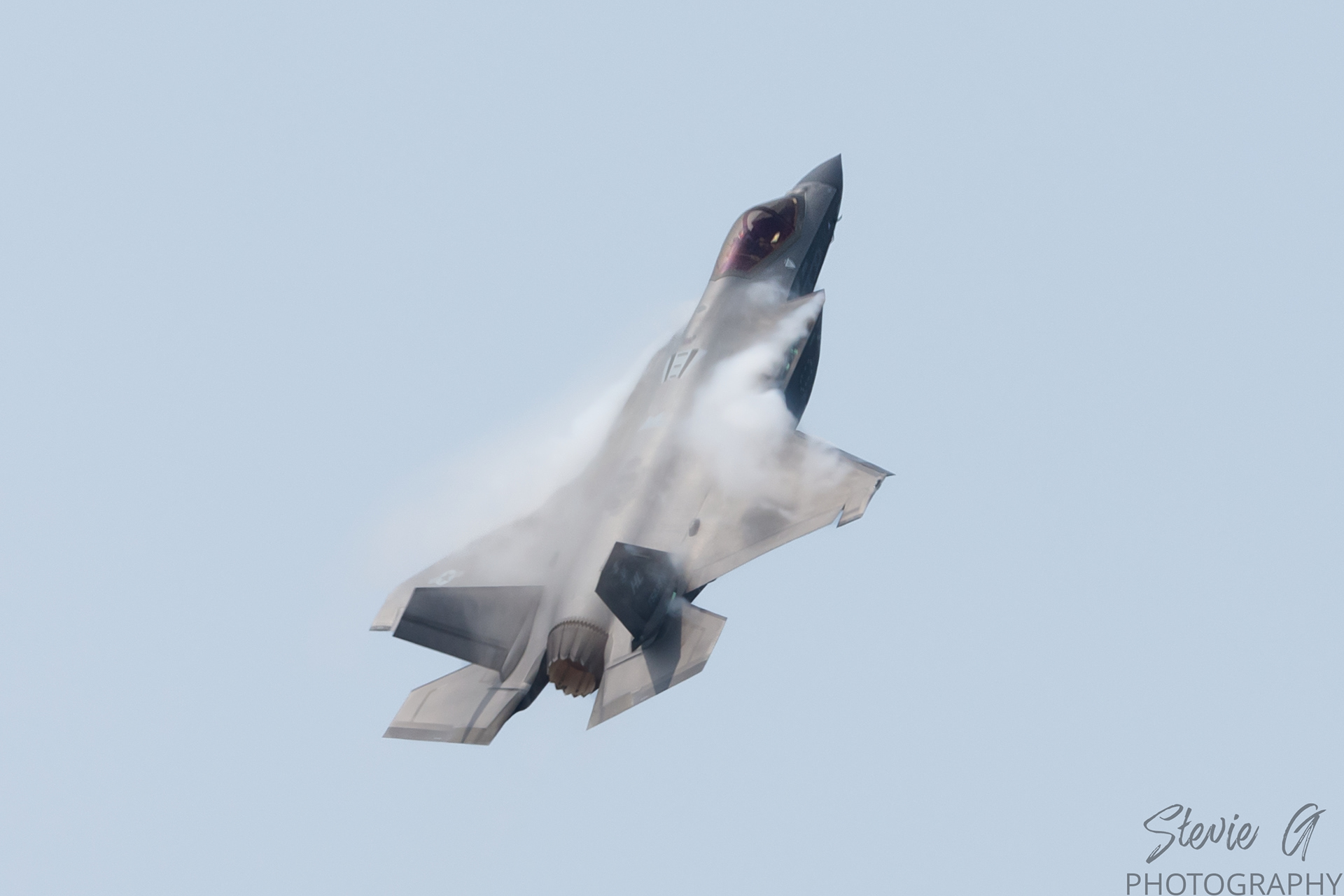 F35