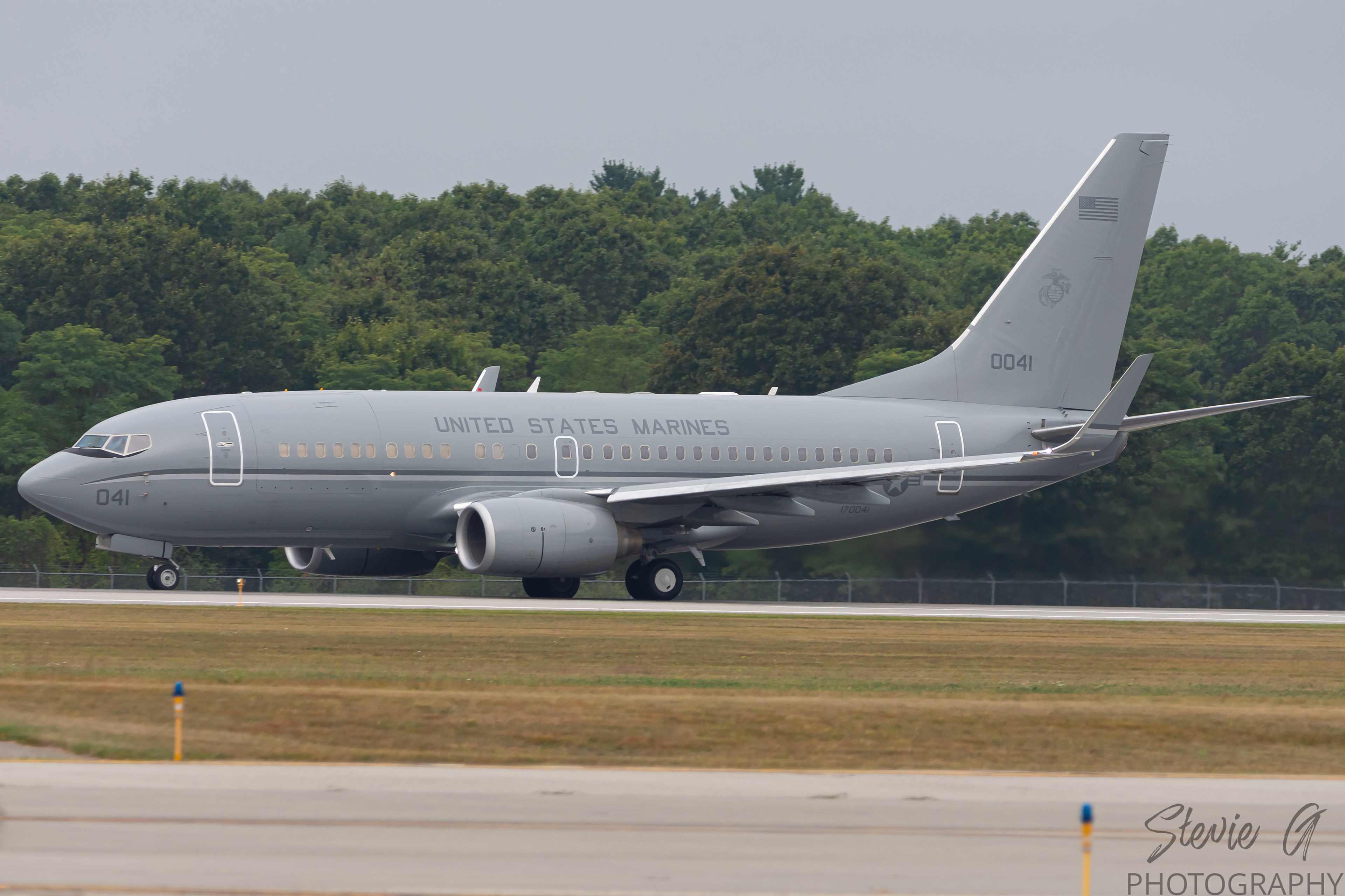 Marine Corps Boeing C-40A Clipper