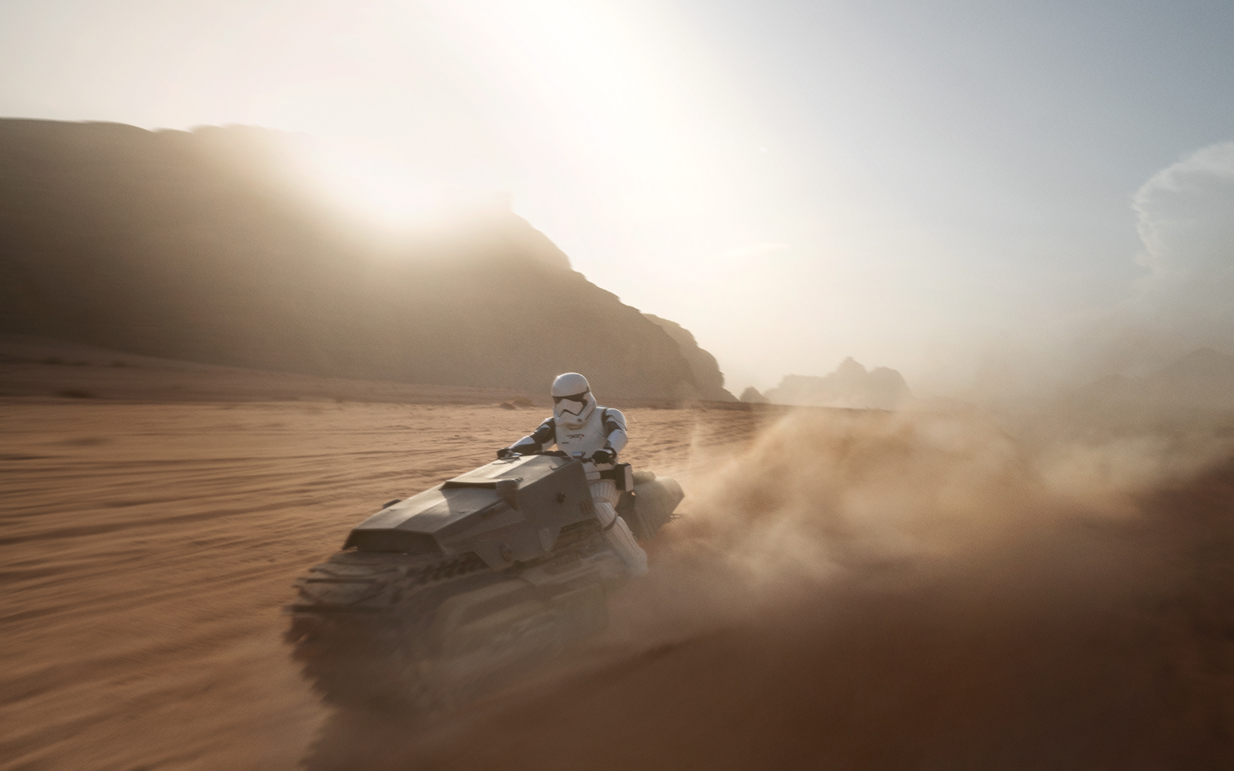Star Wars: The Rise of Skywalker 2020 © Lucasfilm Ltd. & TM. All Rights Reserved. Photographer: Jonathan Olley