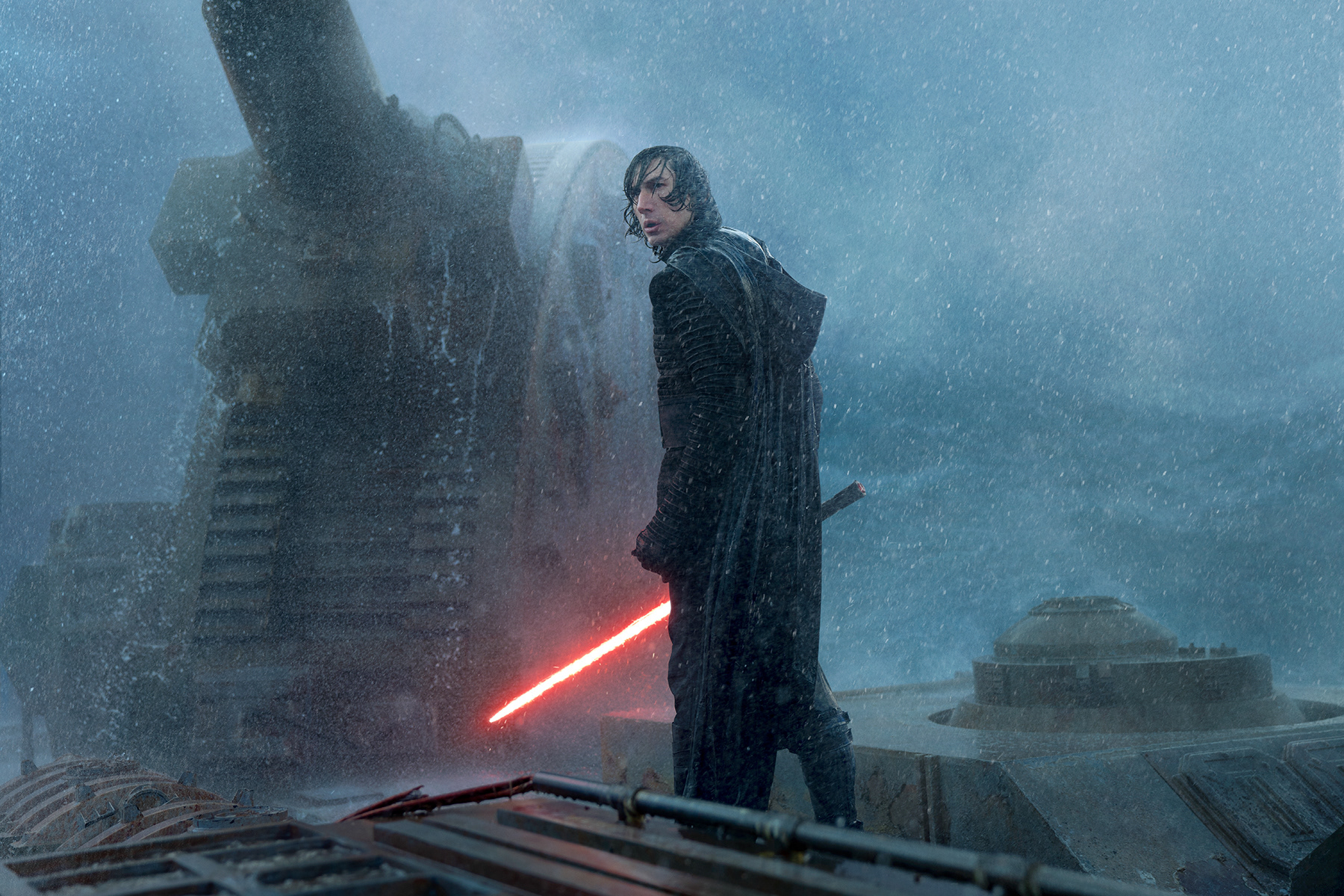 Star Wars: The Rise of Skywalker 2020 © Lucasfilm Ltd. & TM. All Rights Reserved. Photographer: Jonathan Olley