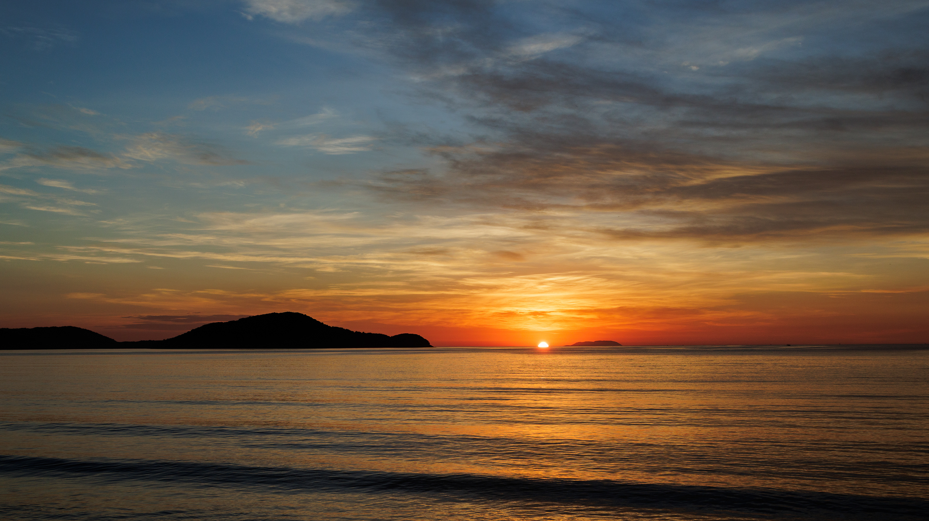 nascer do Sol em Massaguaçú - Caraguatatuba