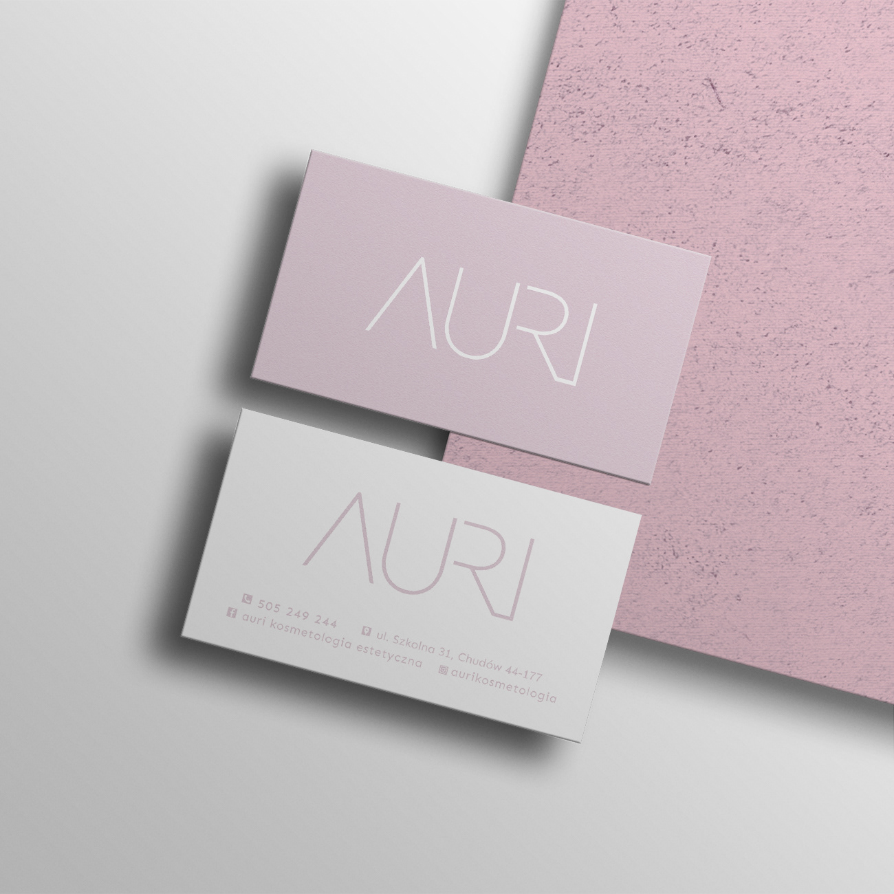 Minimalistyczna wizytówka dla salonu AURI