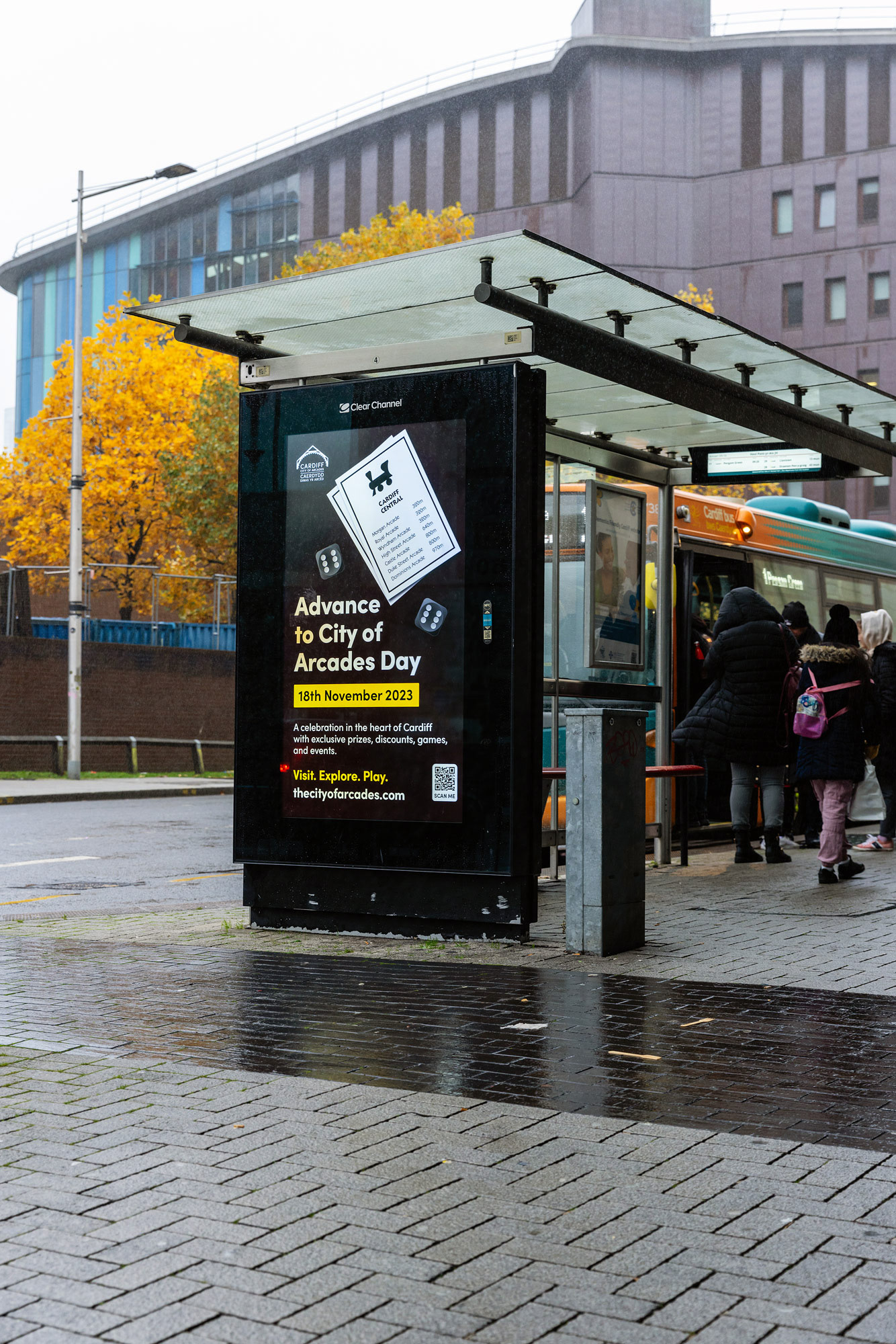 Bus D6 promoting City of Arcades Day