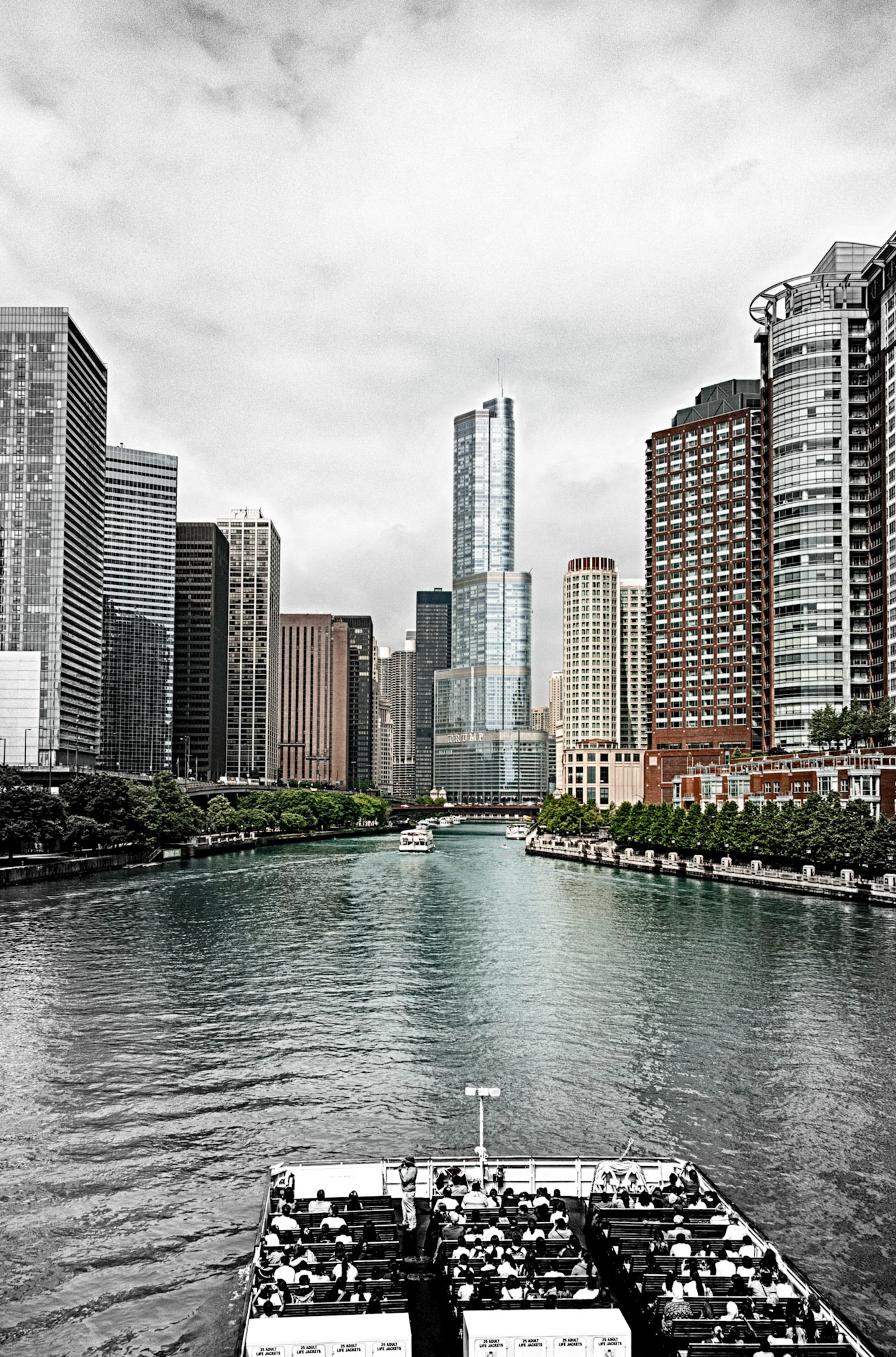 Cruising the Chicago river.