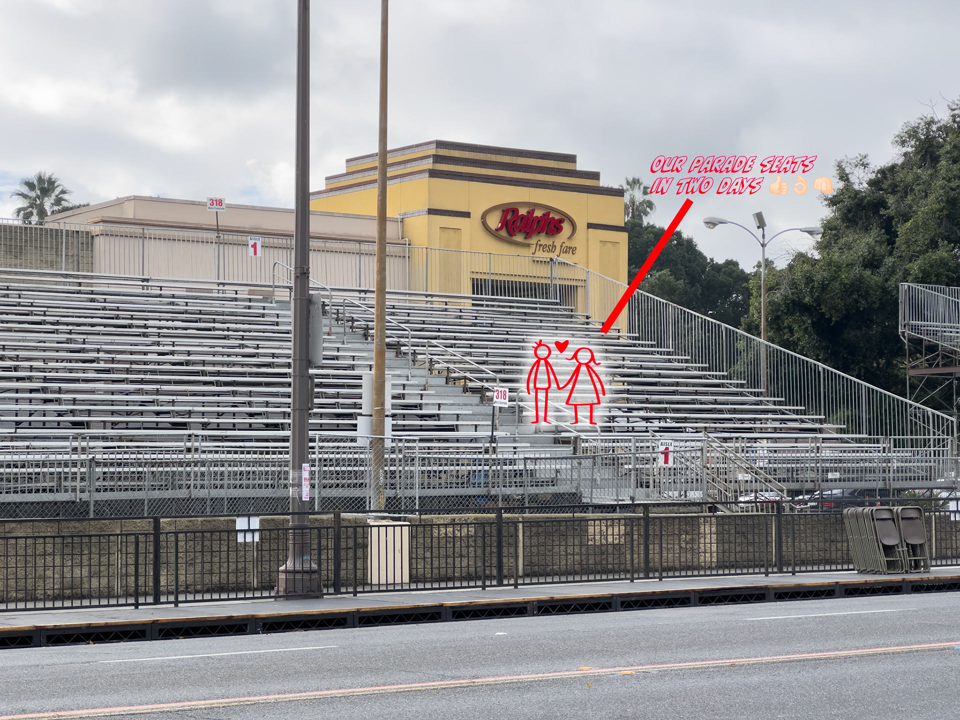 Strolling Pasadena... you can look for us here in a few days!