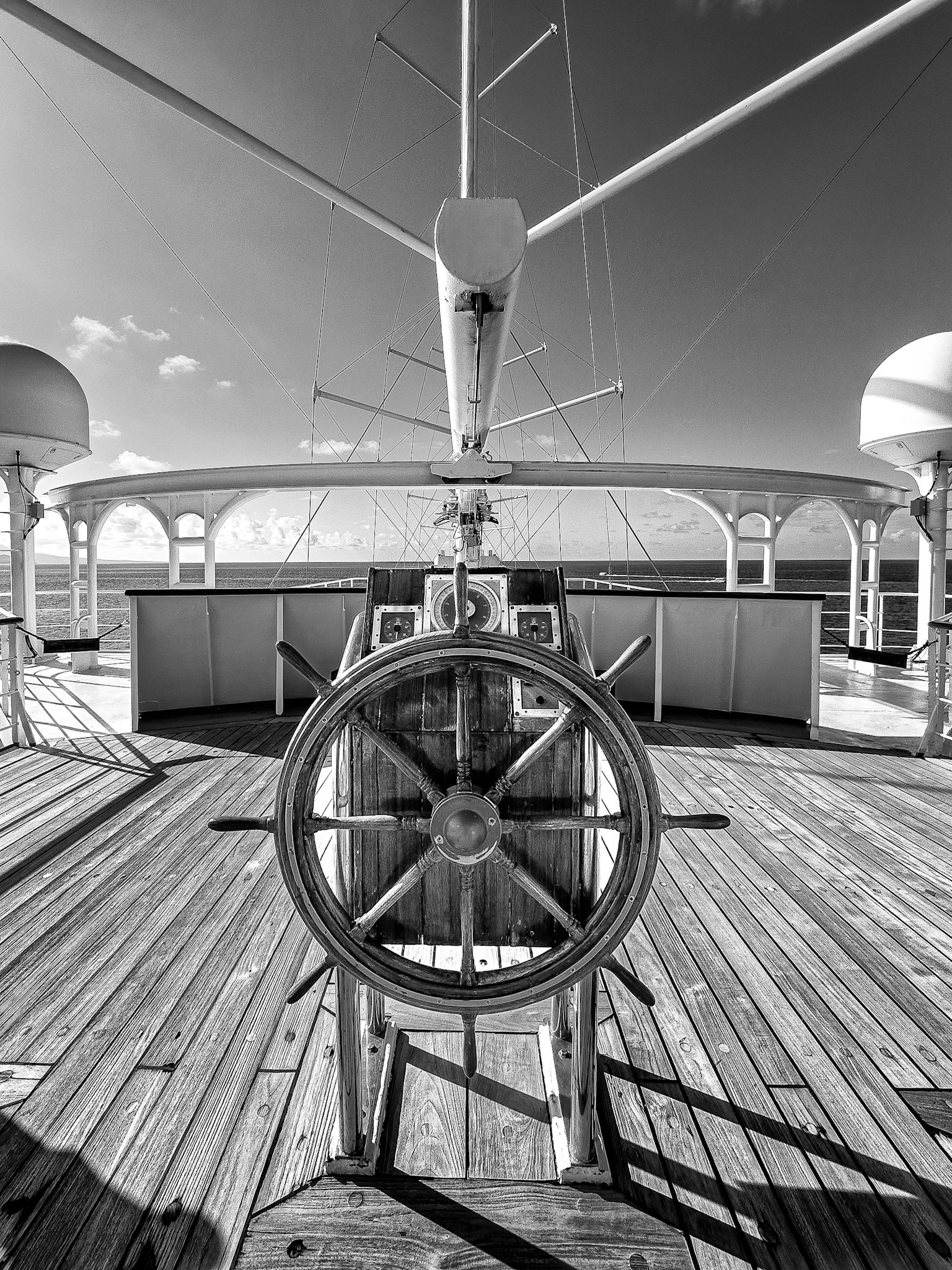 flying bridge deck aboard the Wind Surf